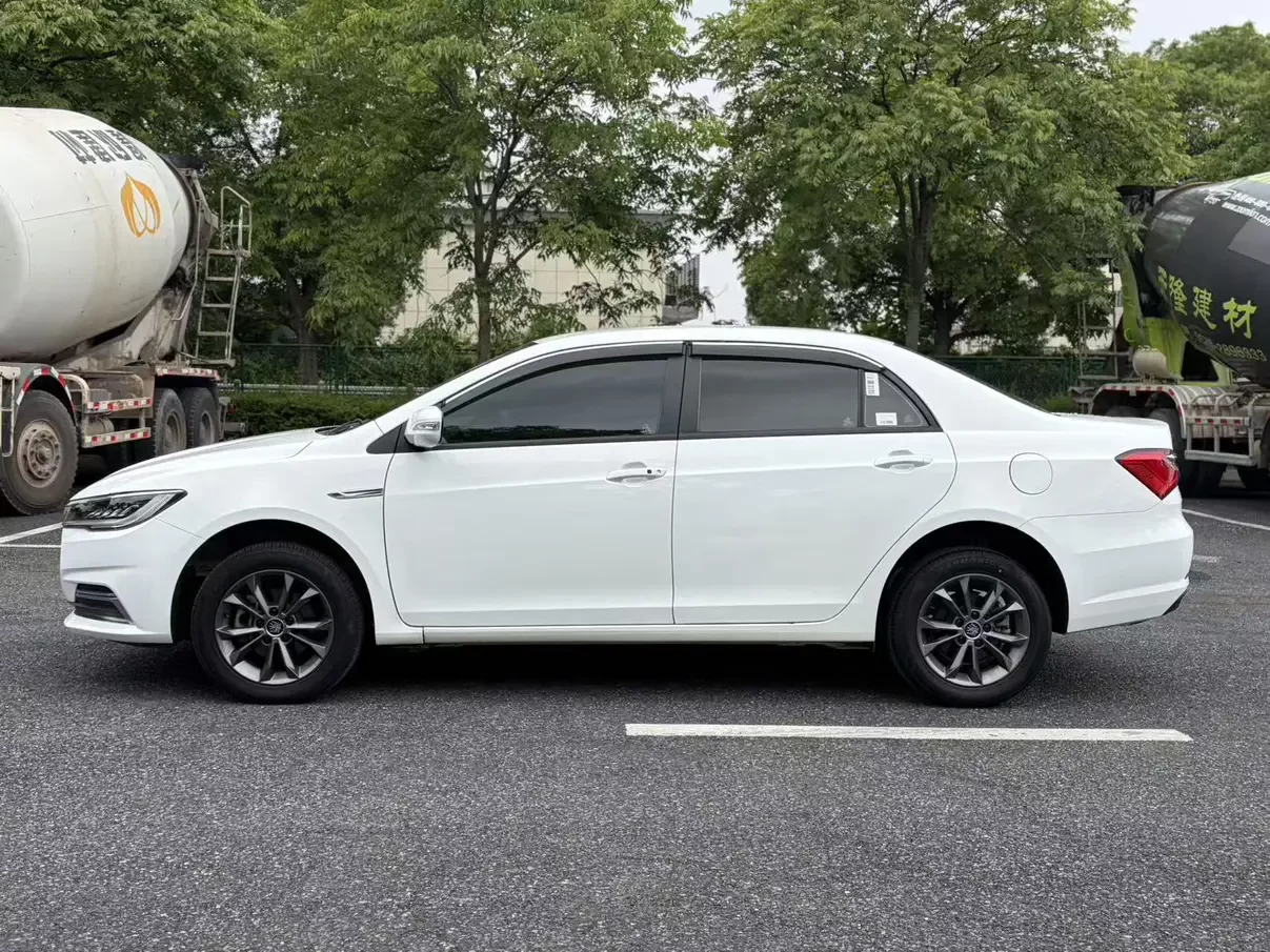 BYD Qin