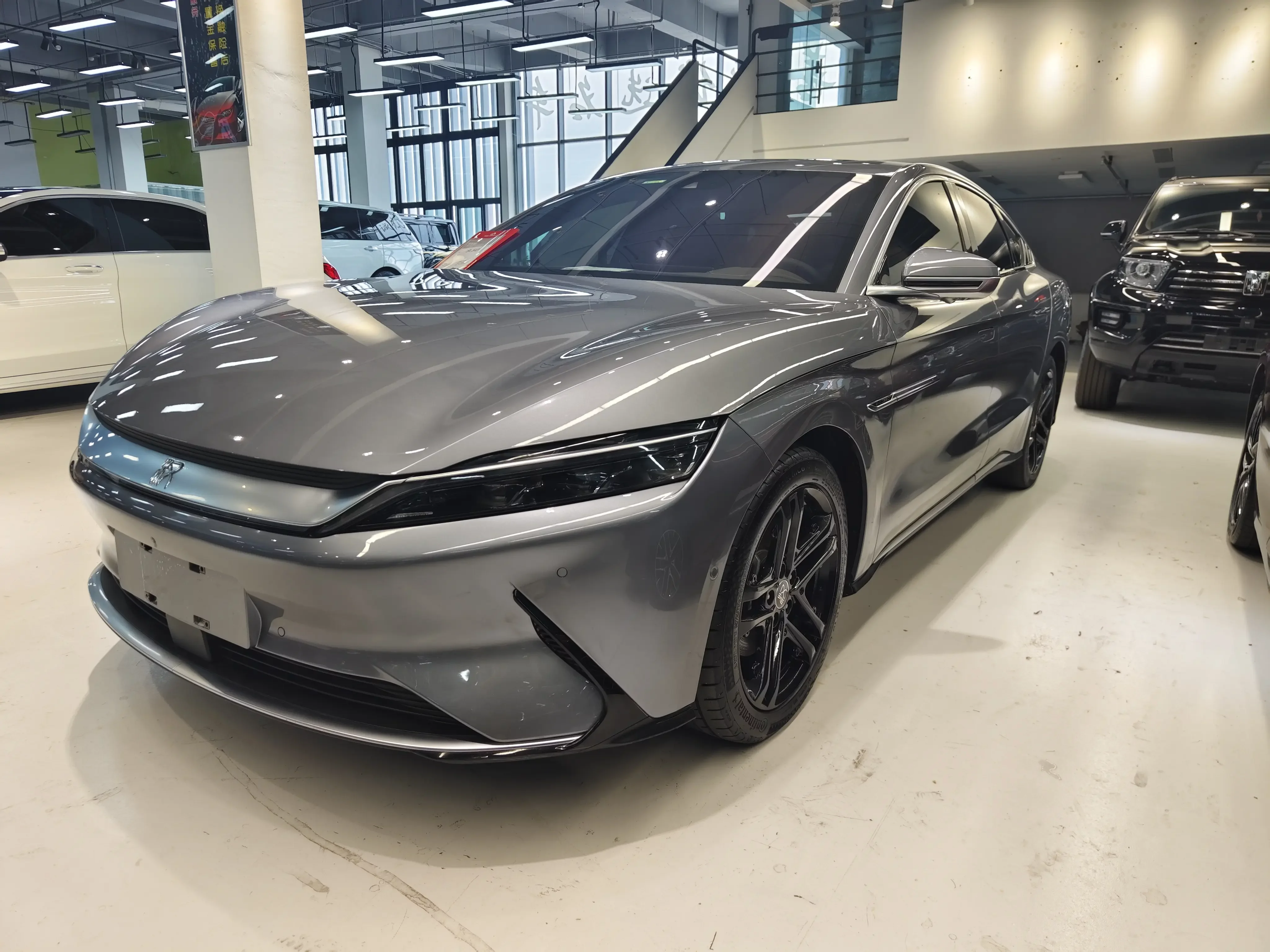 BYD Han EV