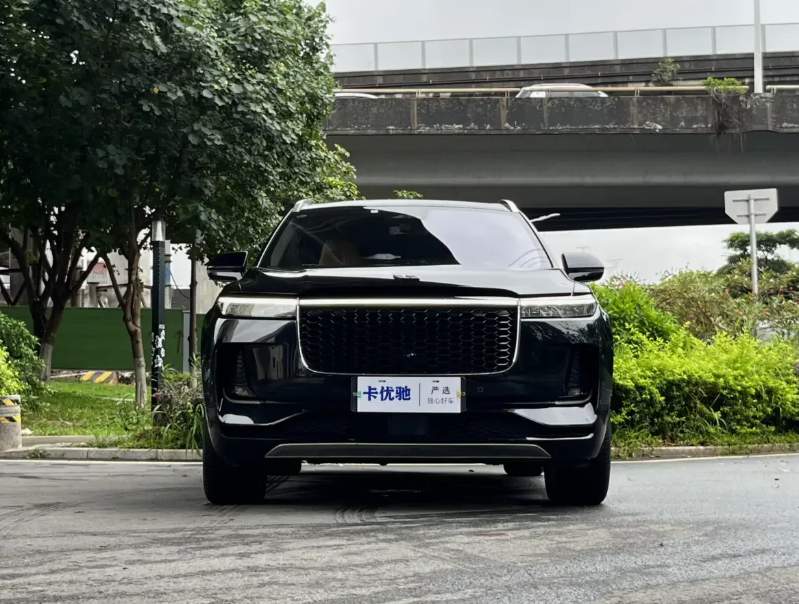 Li ONE (Ideal ONE)  из Китая