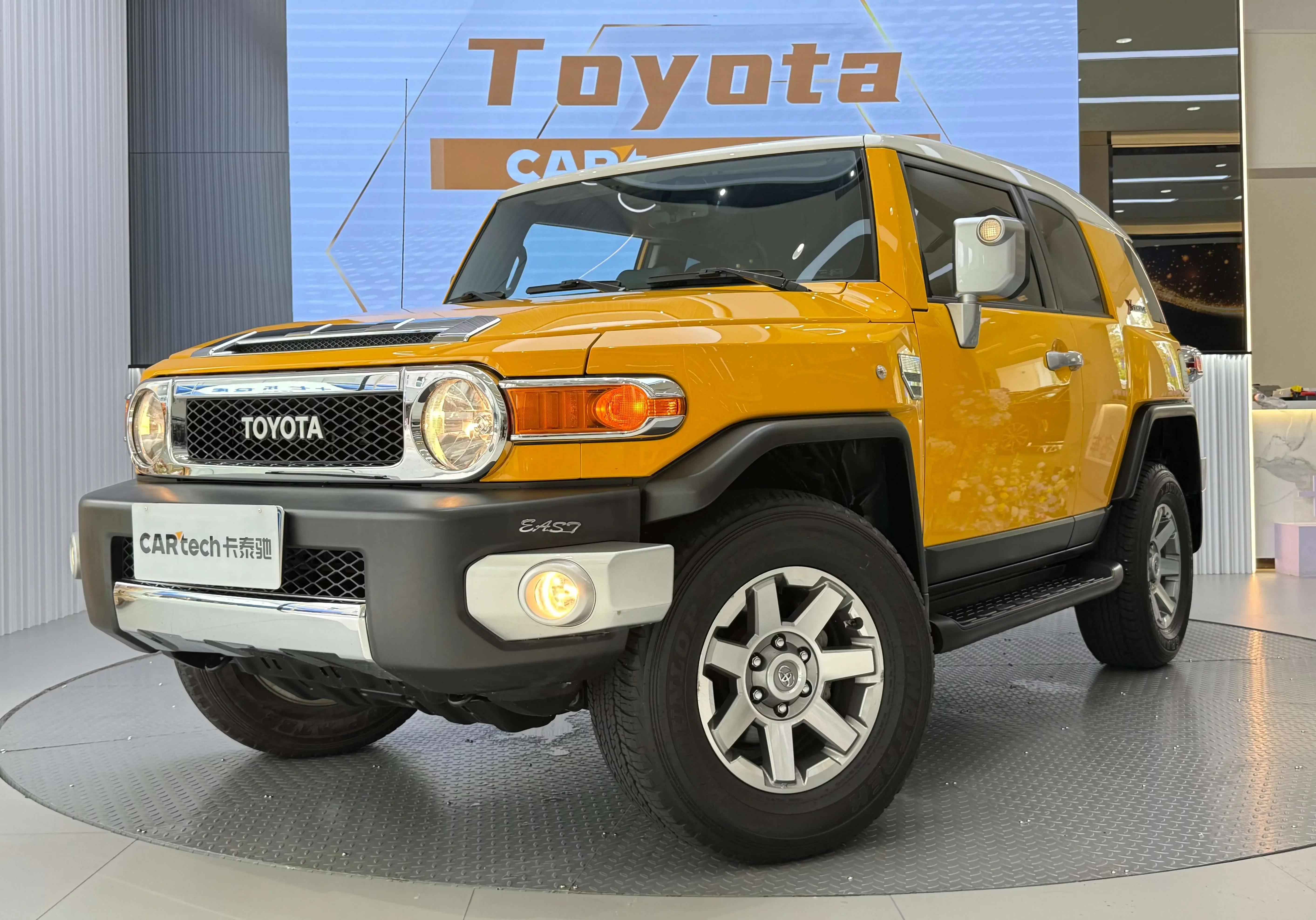 Toyota FJ Cruiser  из Китая