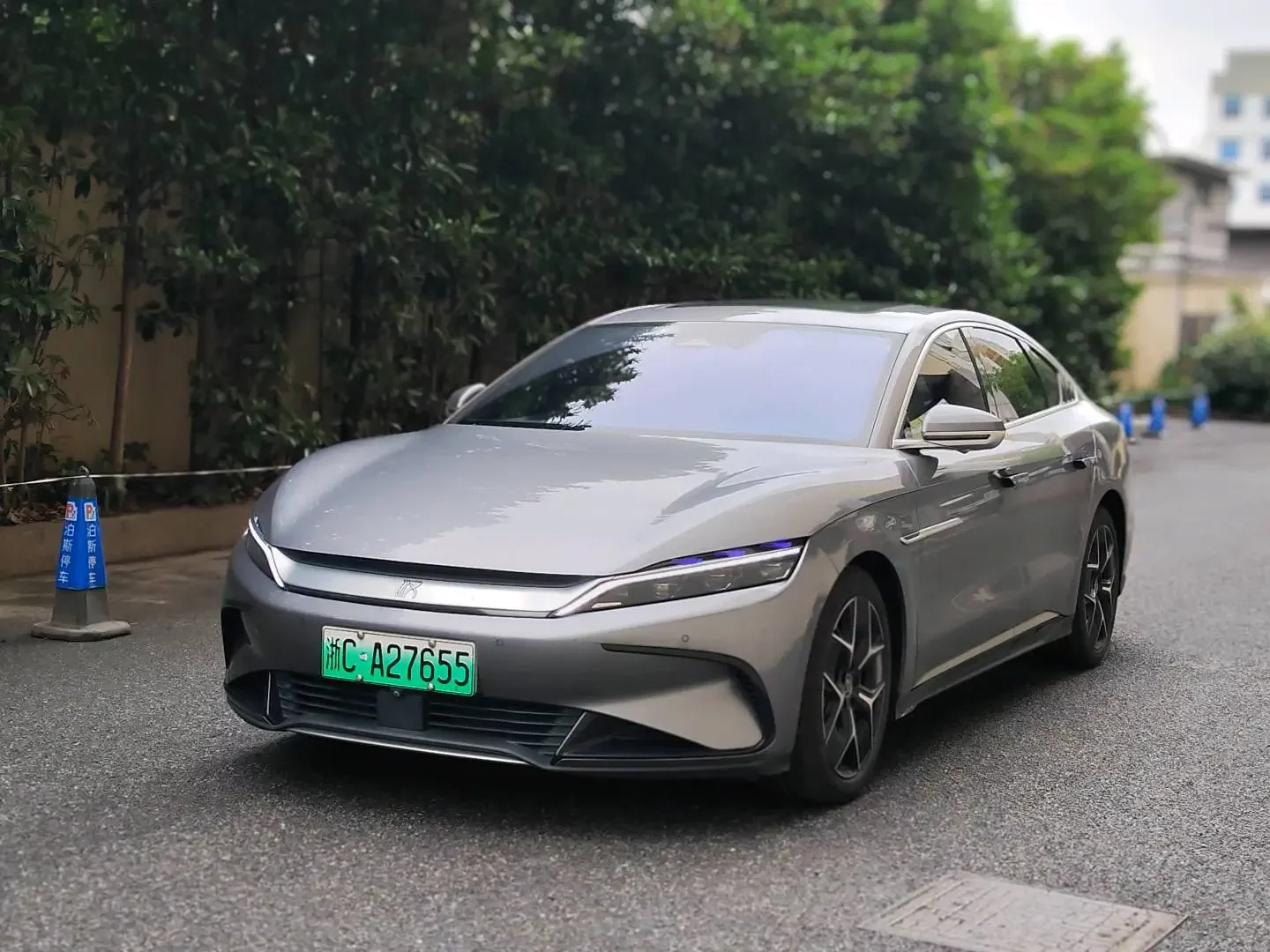 BYD Han EV