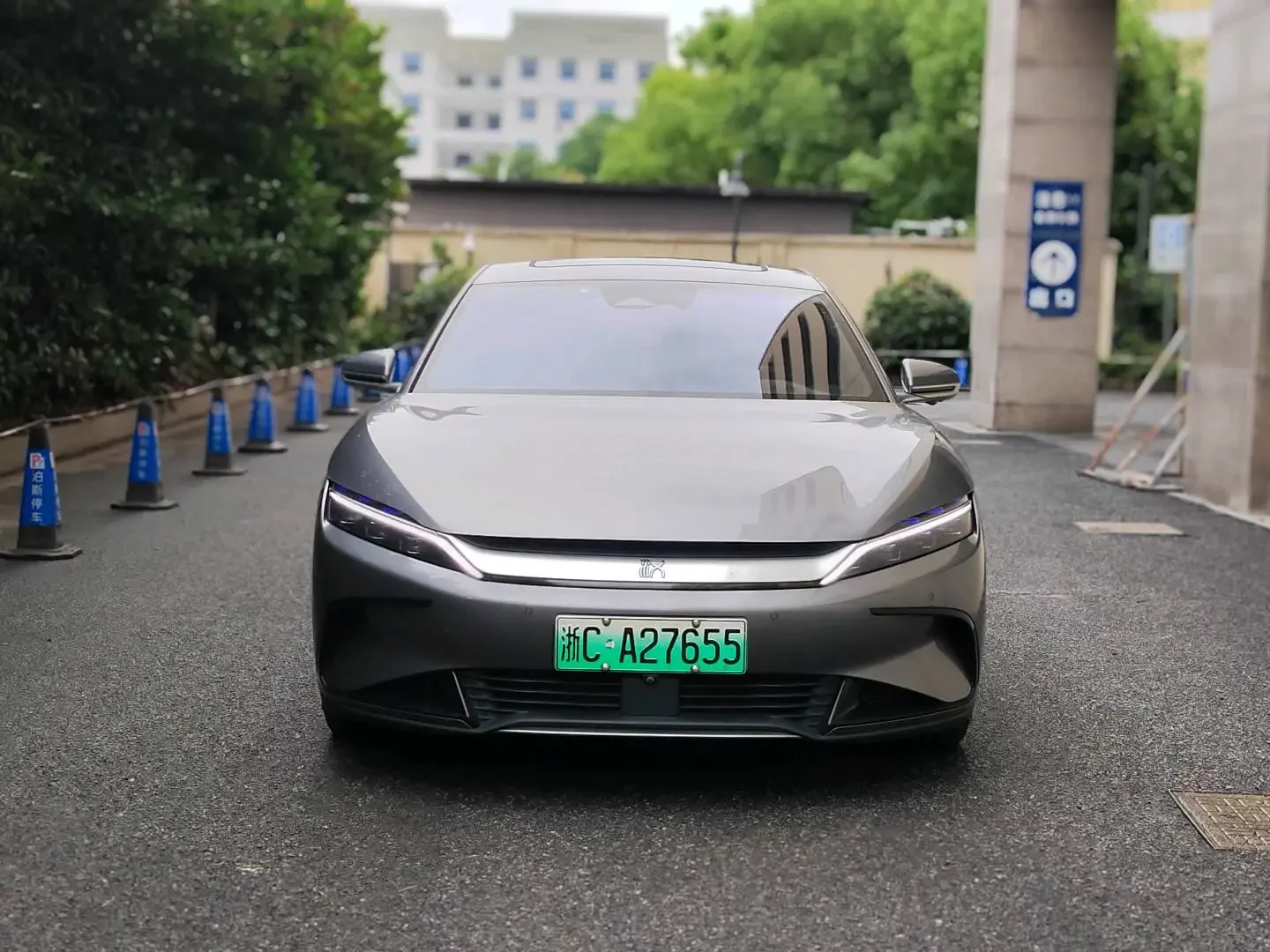 BYD Han EV