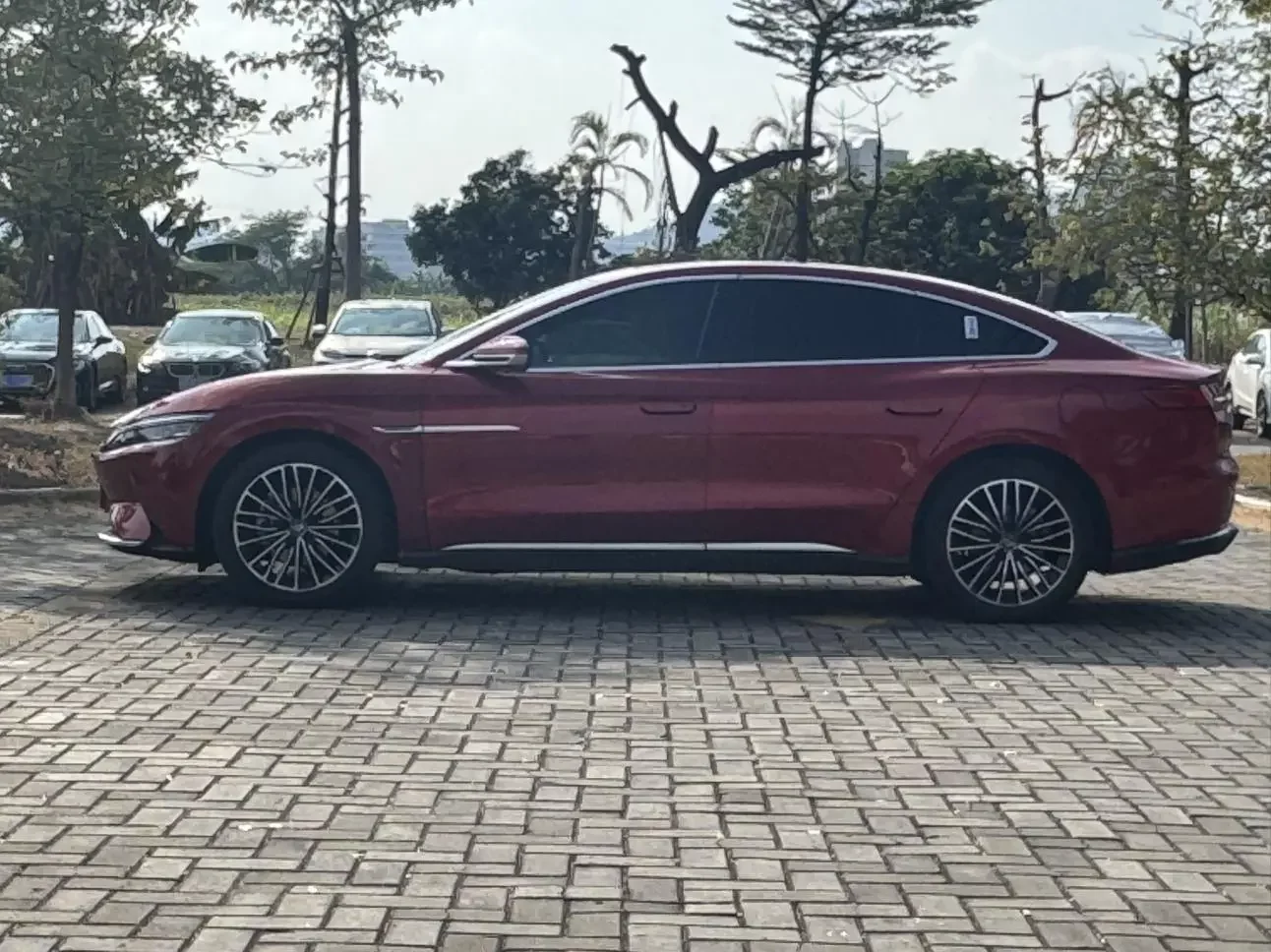 BYD Han EV