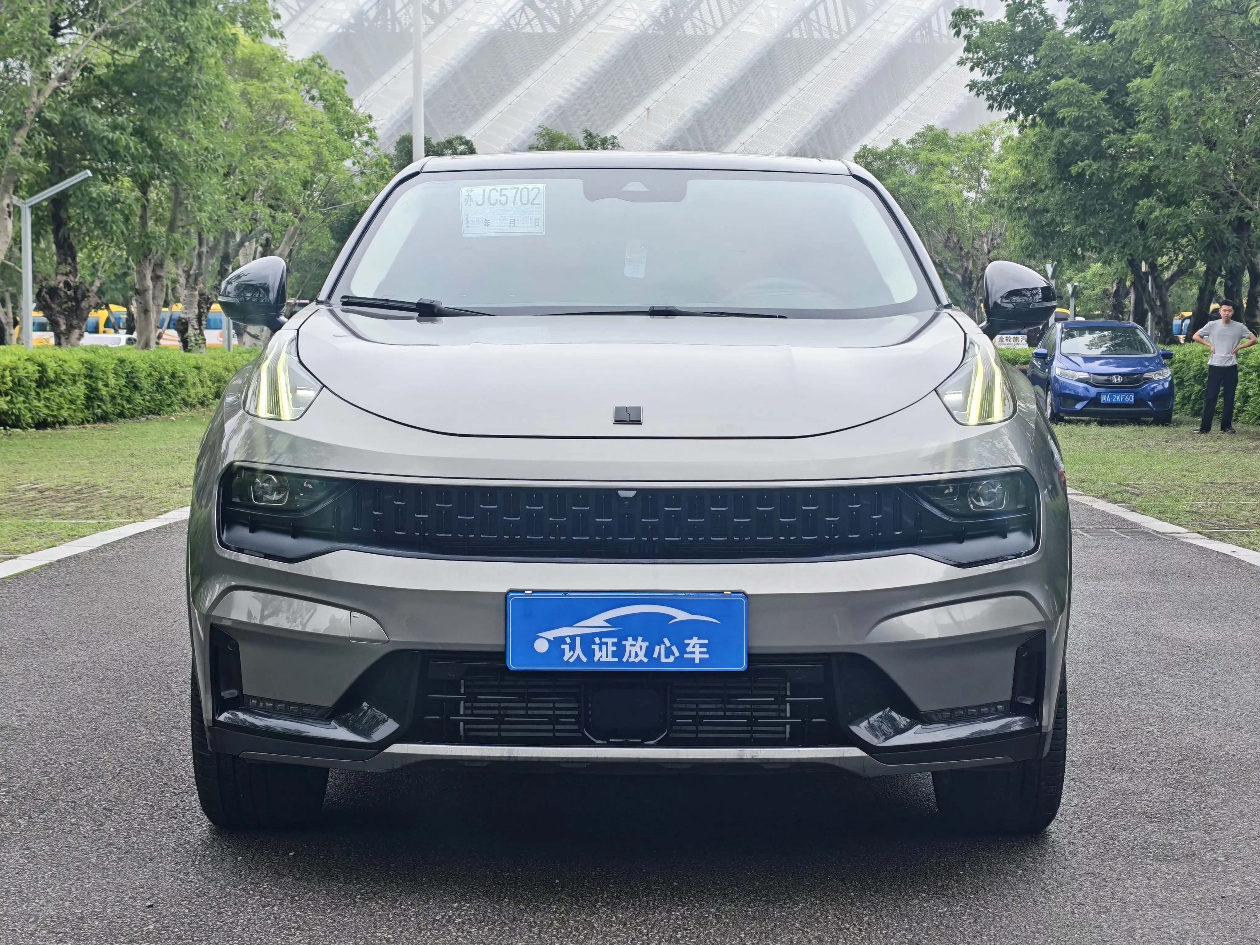 Lynk & Co 05