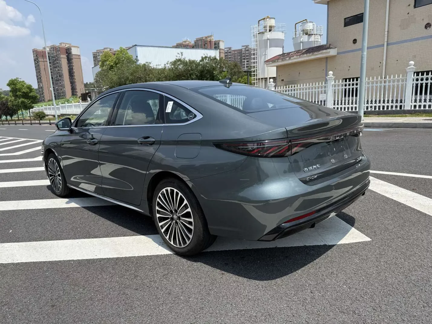 Chery Fengyun A8L