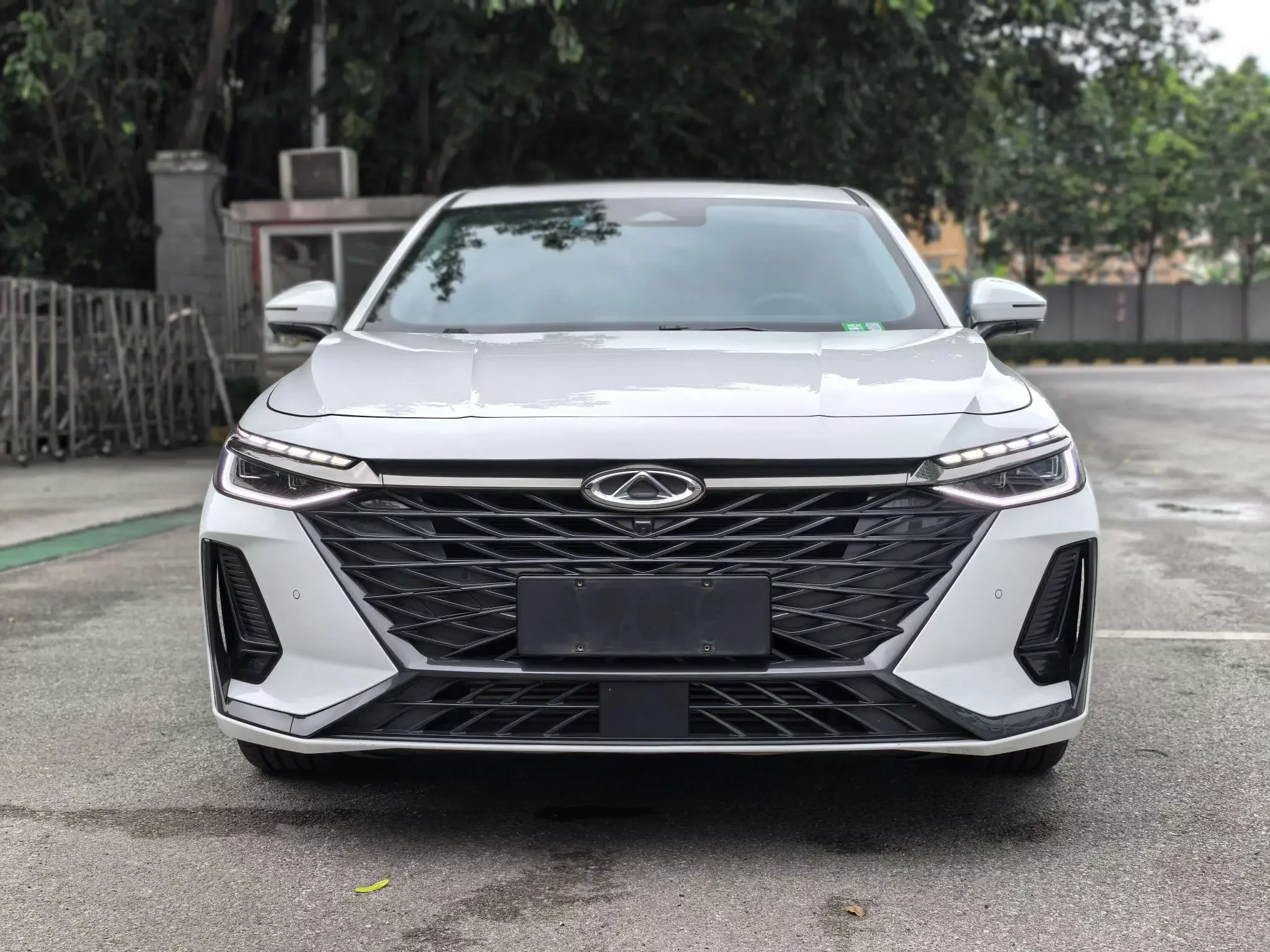 Chery Arrizo 8