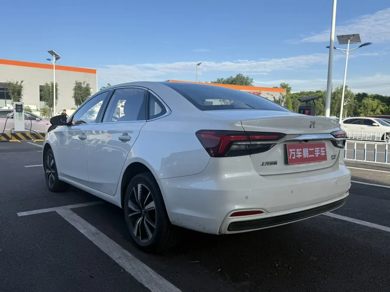 Rising Auto Feifan ER6
