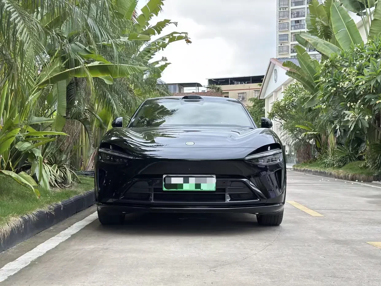 Xiaomi car Xiaomi YU7  из Китая