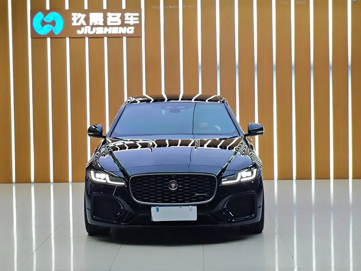 Jaguar XFL