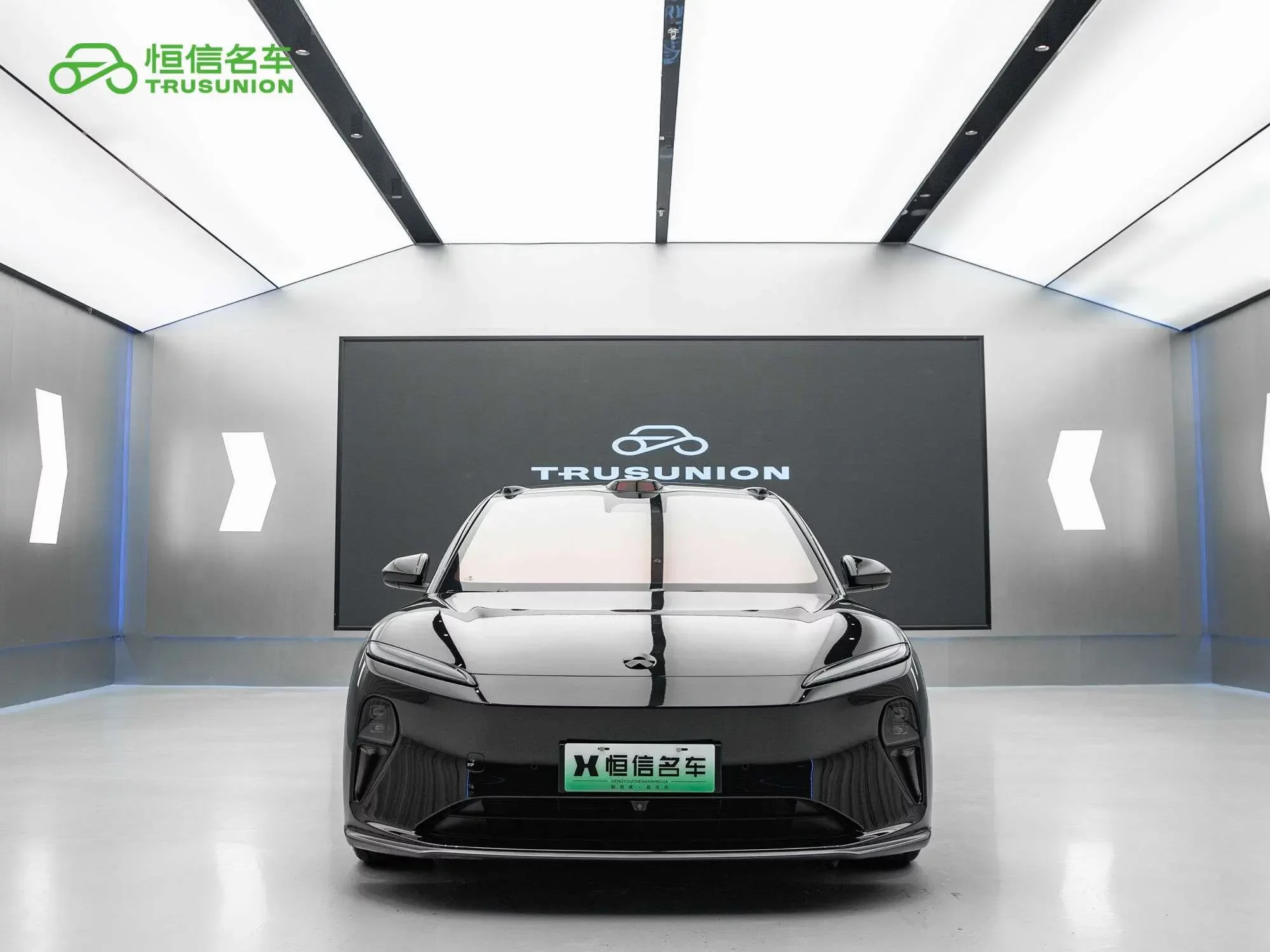 NIO ET5T  из Китая
