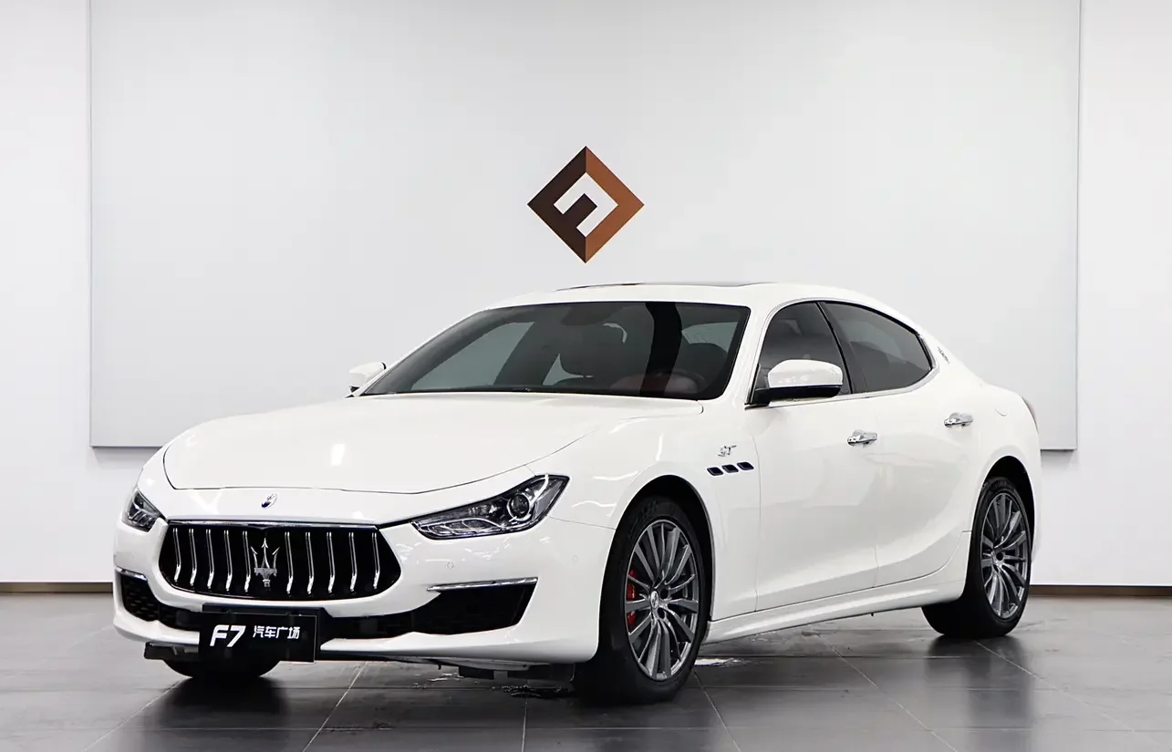 Maserati Ghibli  из Китая