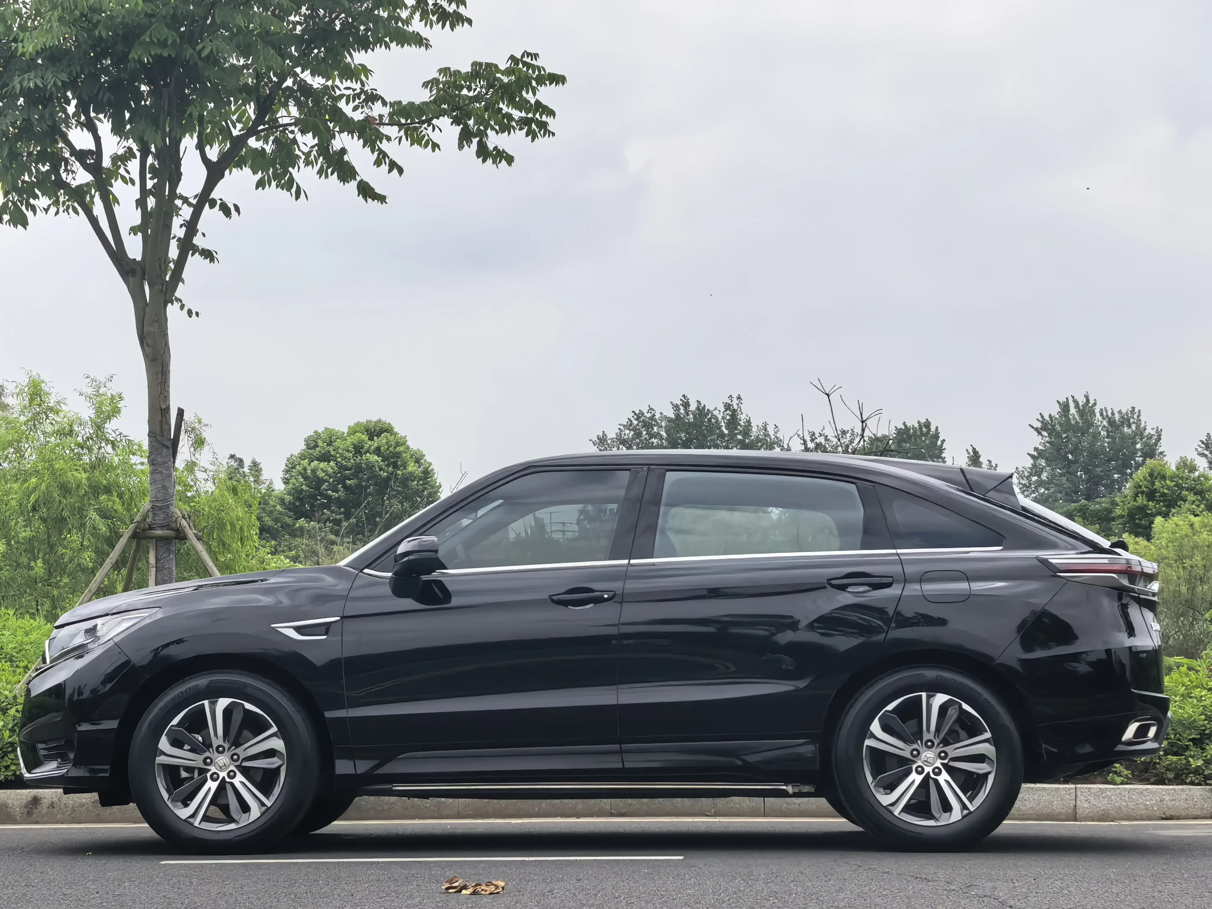 Honda UR-V