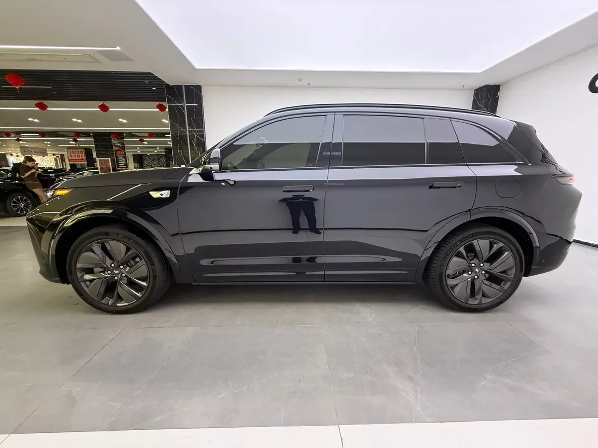 Lixiang L7