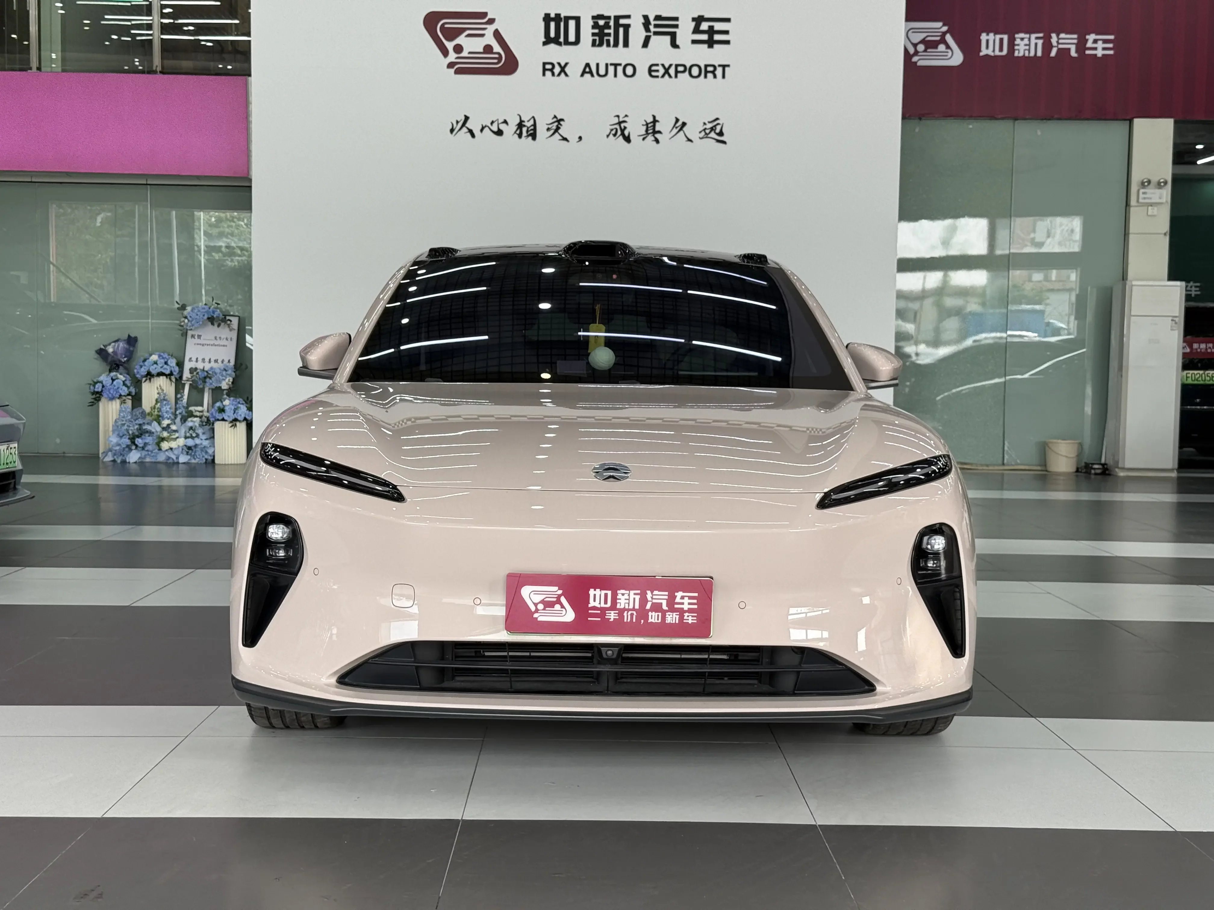NIO ET5T