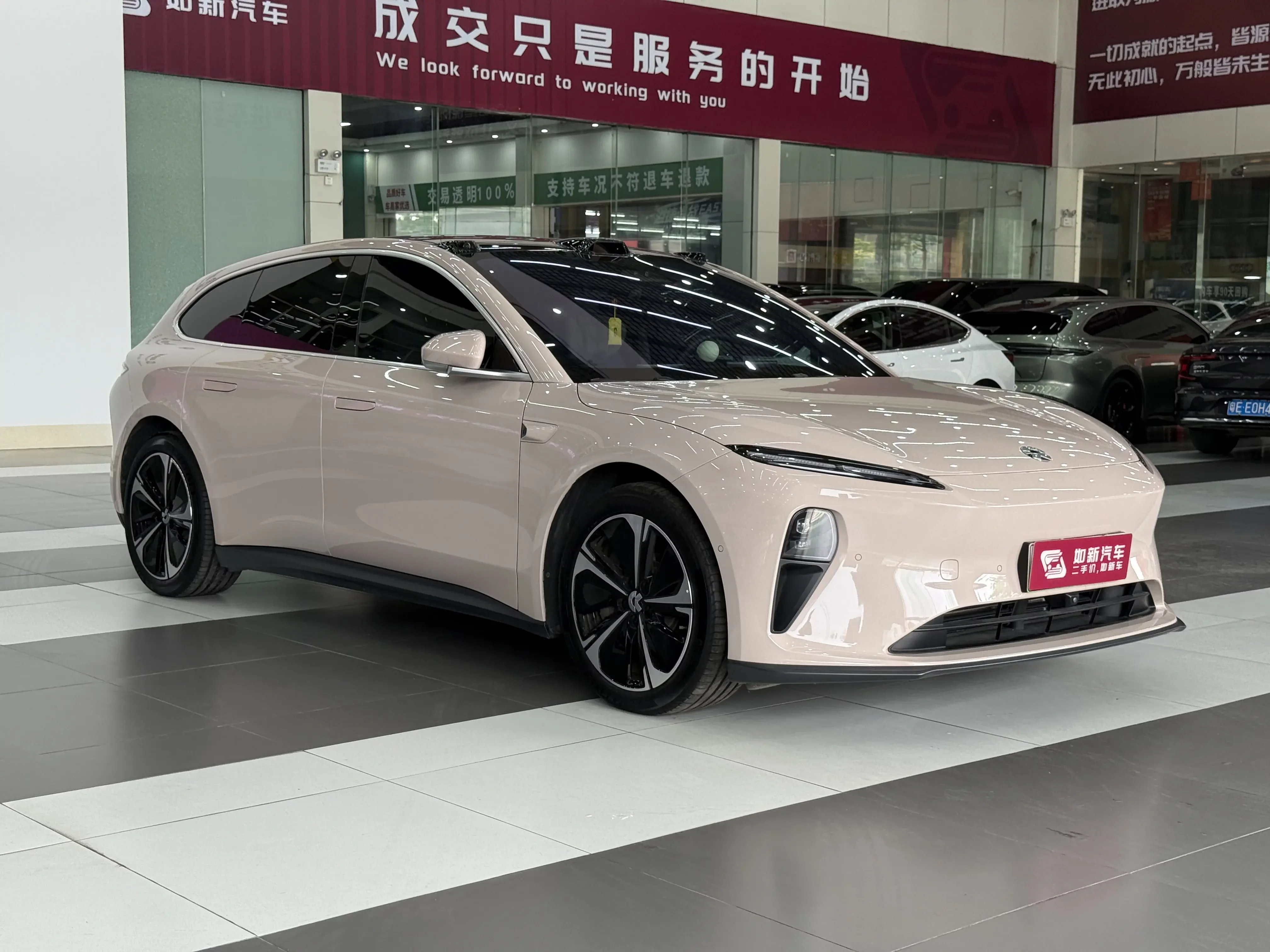 NIO ET5T