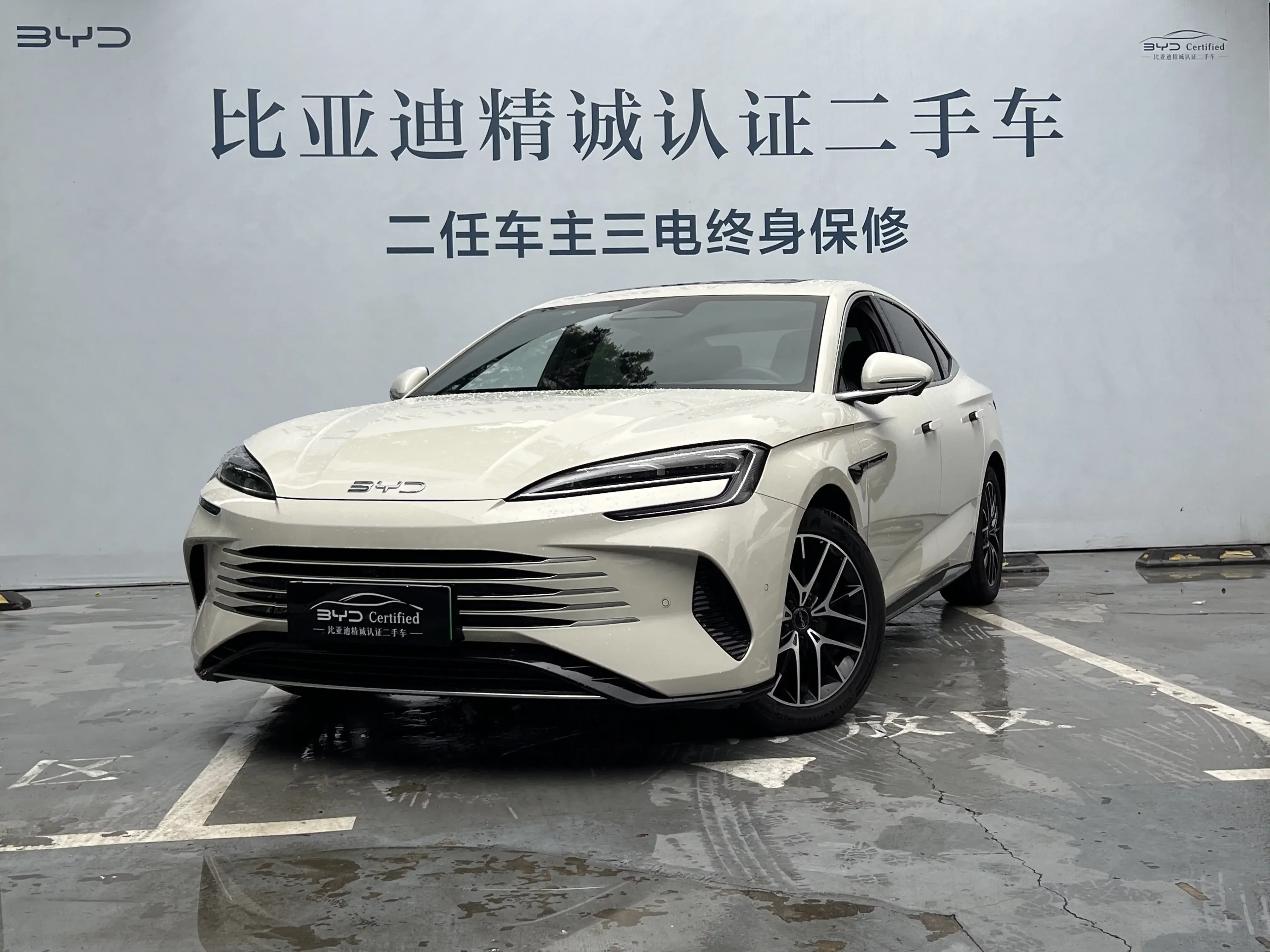 BYD Seal 07DM