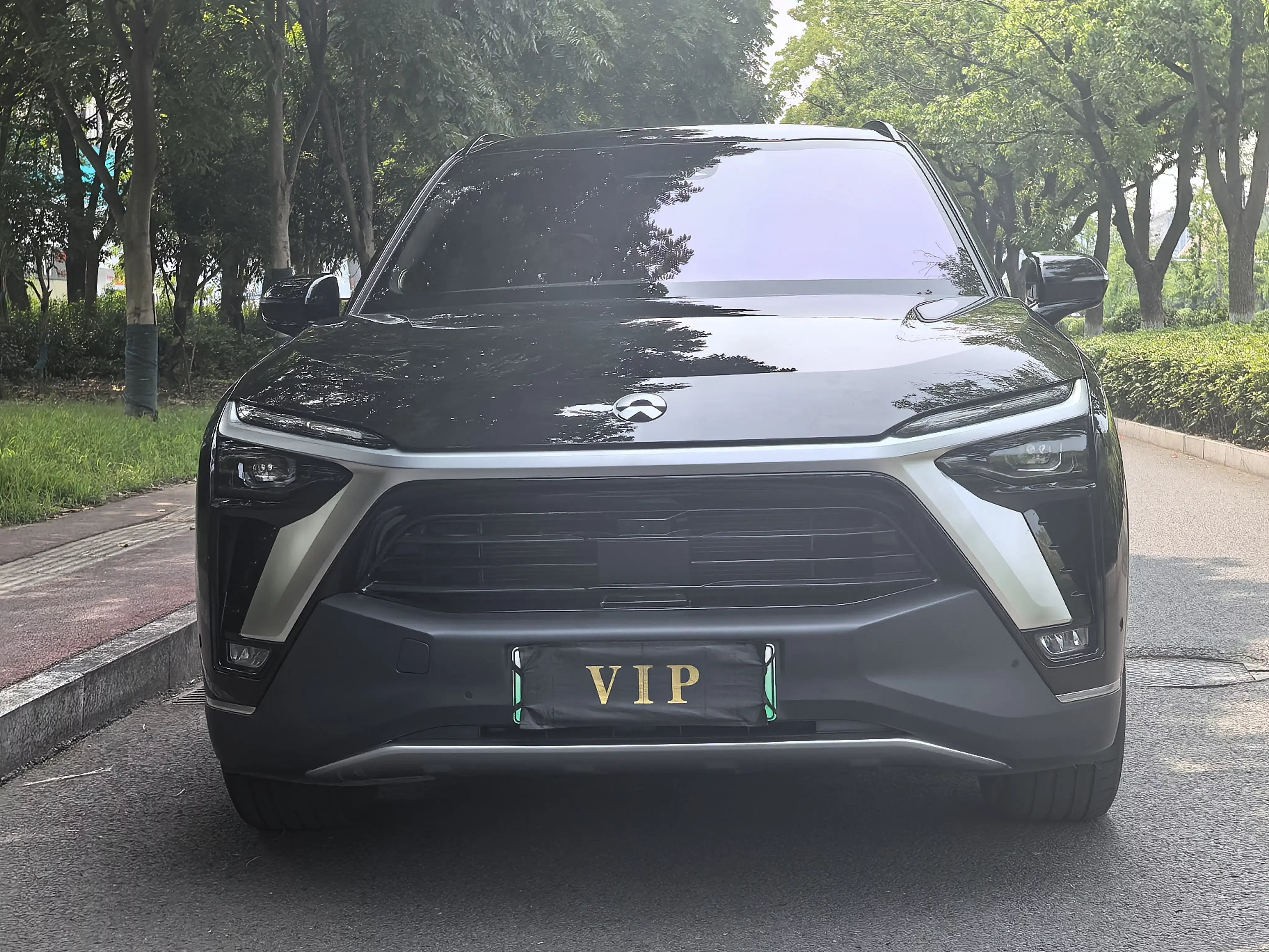 NIO ES8  из Китая