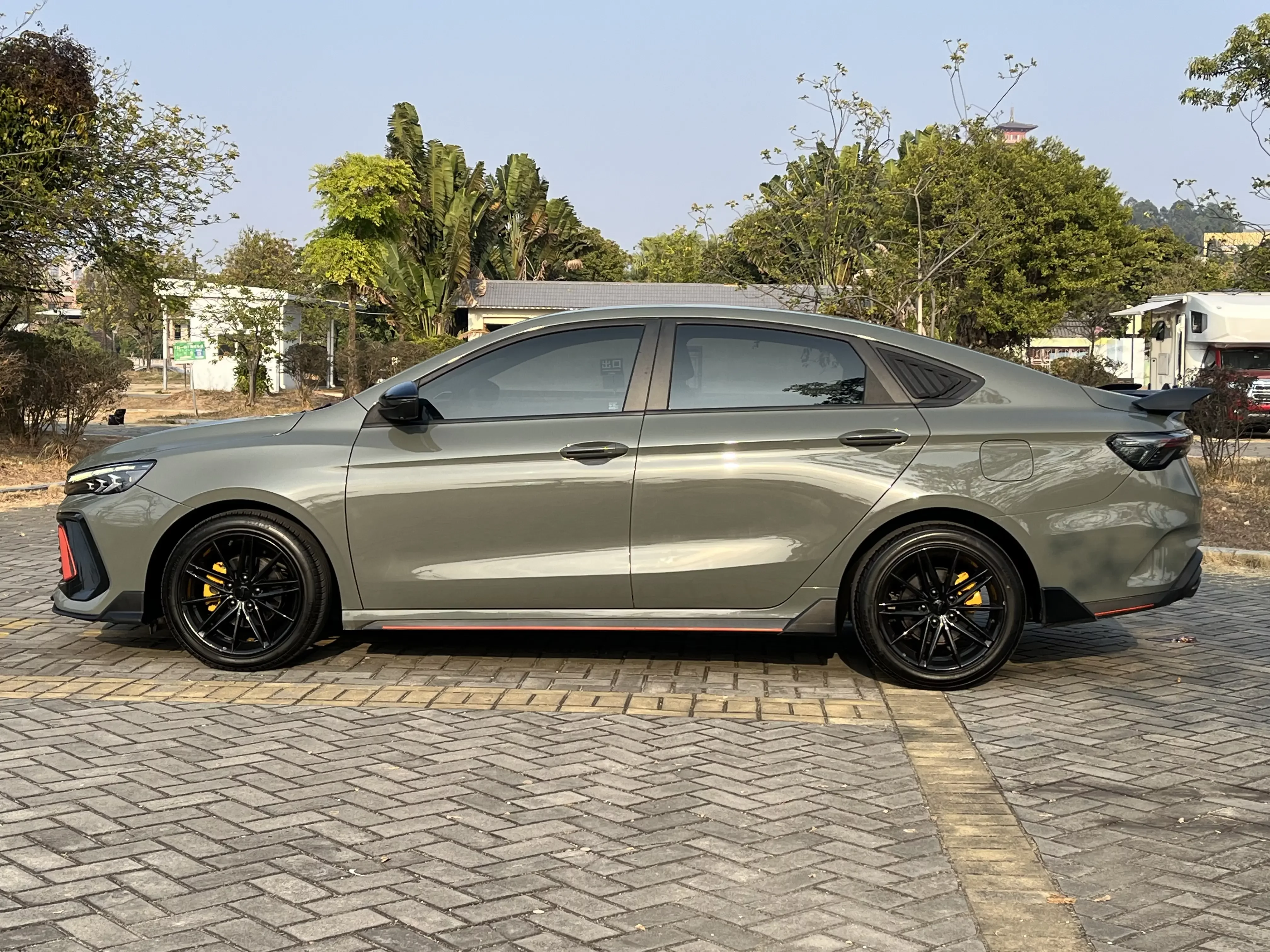 Geely Binrui