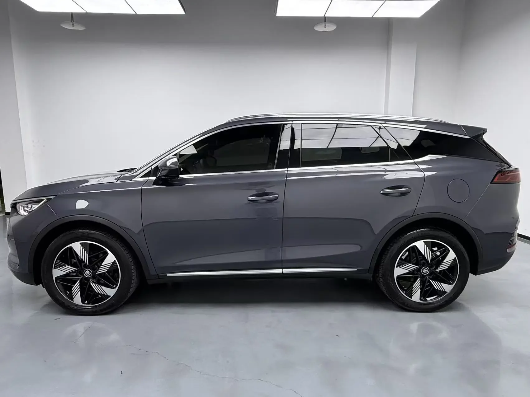 BYD Tang DM