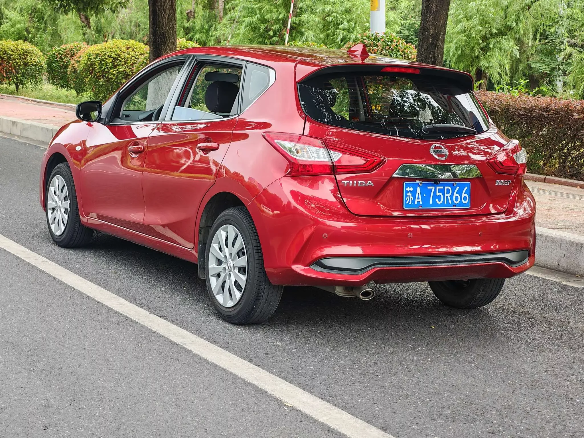 Nissan Tiida