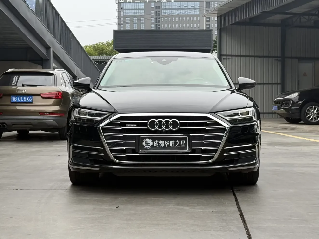 Audi A8