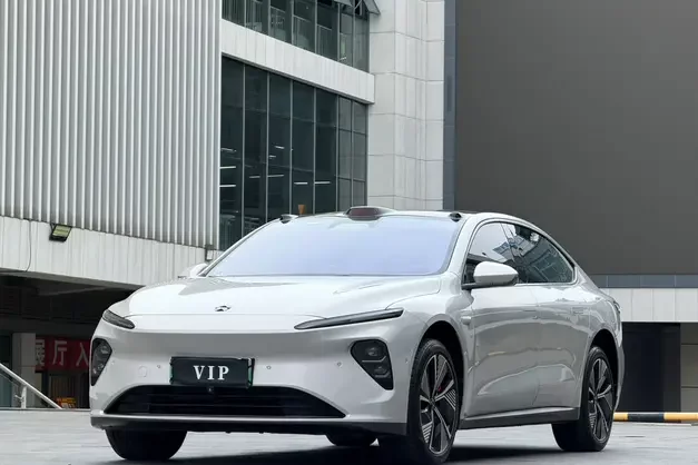 NIO ET7  из Китая