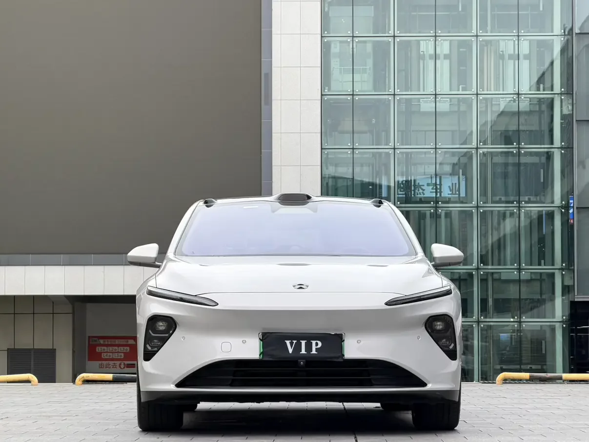 NIO ET7  из Китая