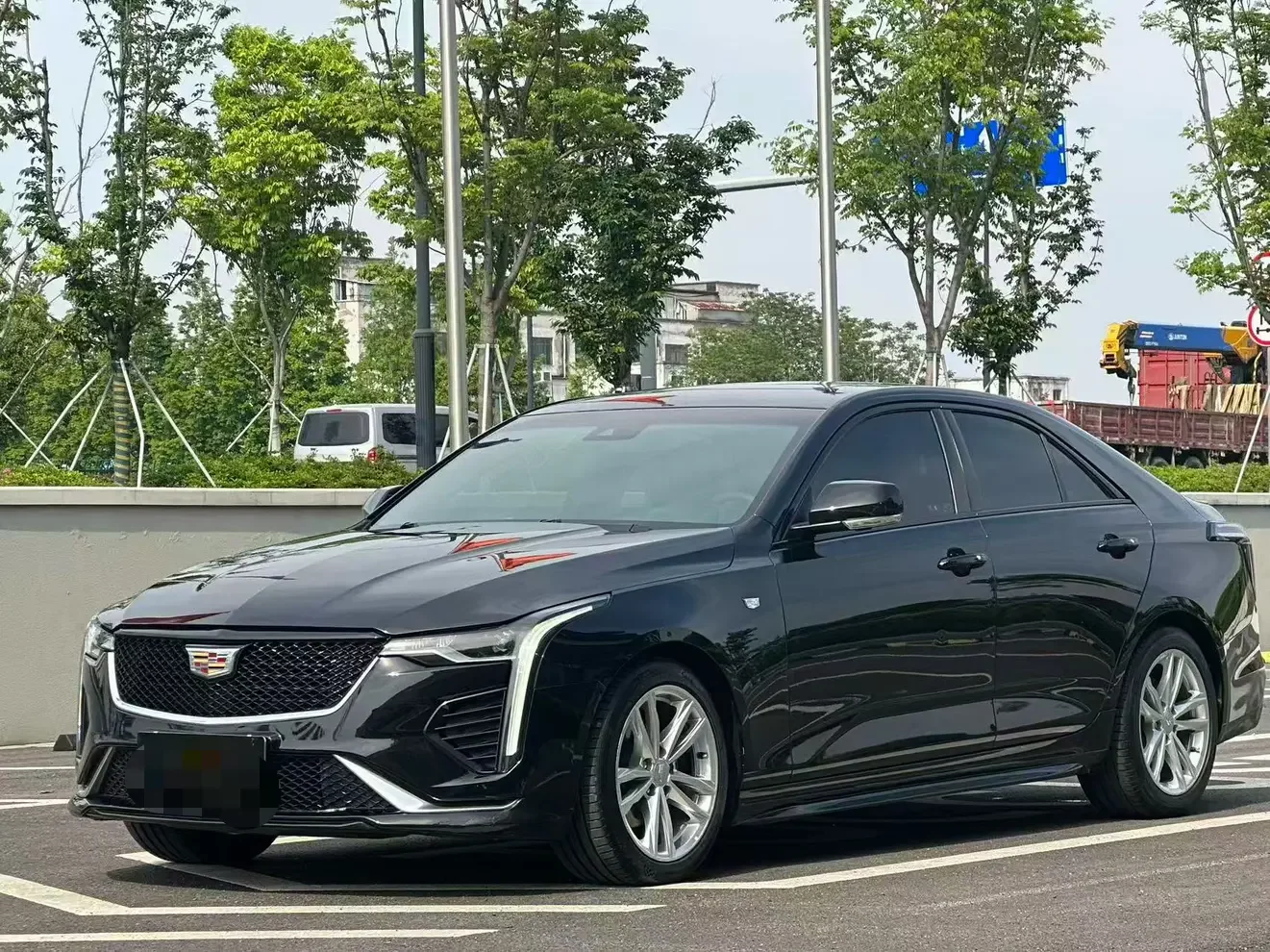 Cadillac CT4  из Китая