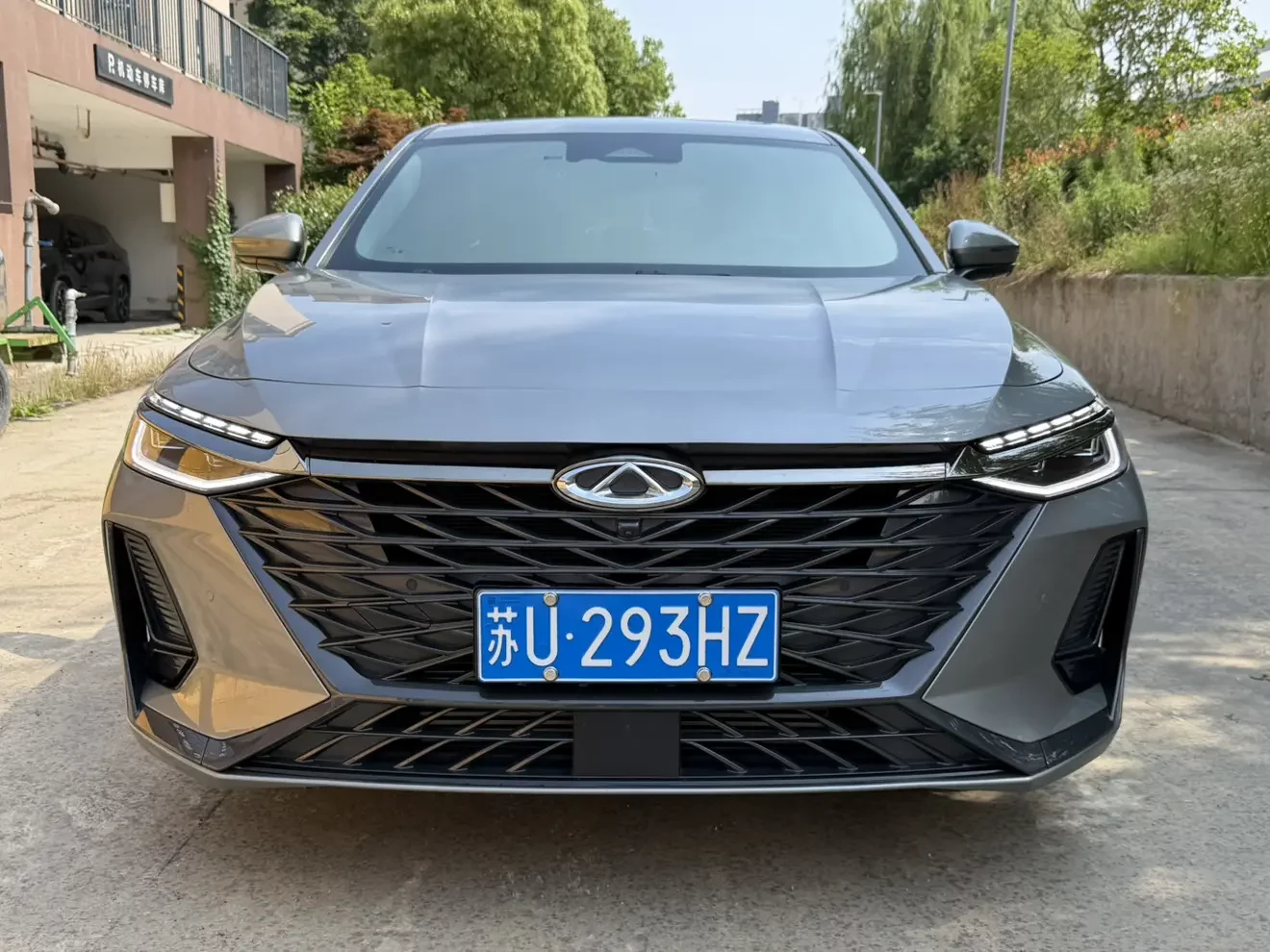 Chery Arrizo 8