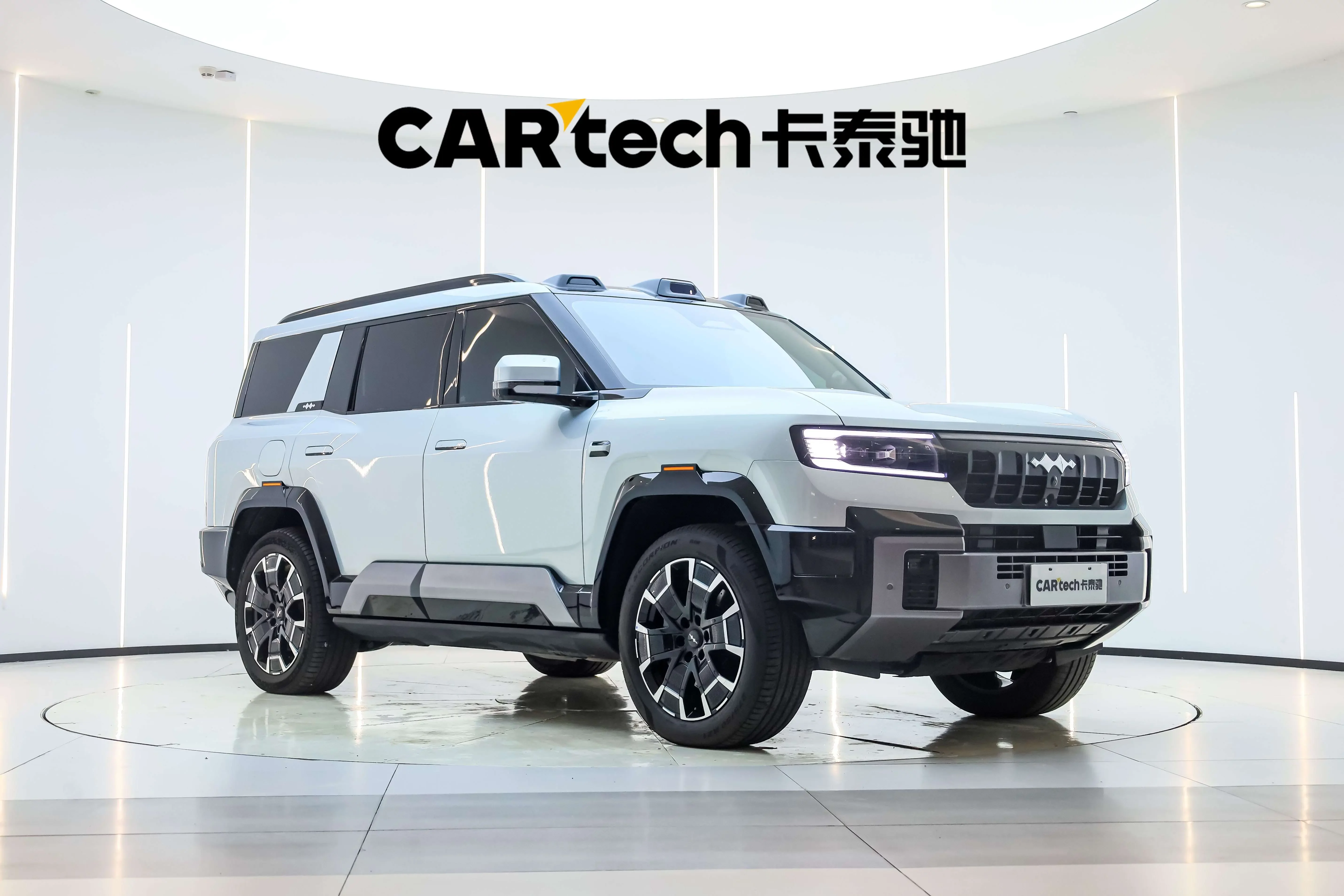 BYD Leopard Leopard 8