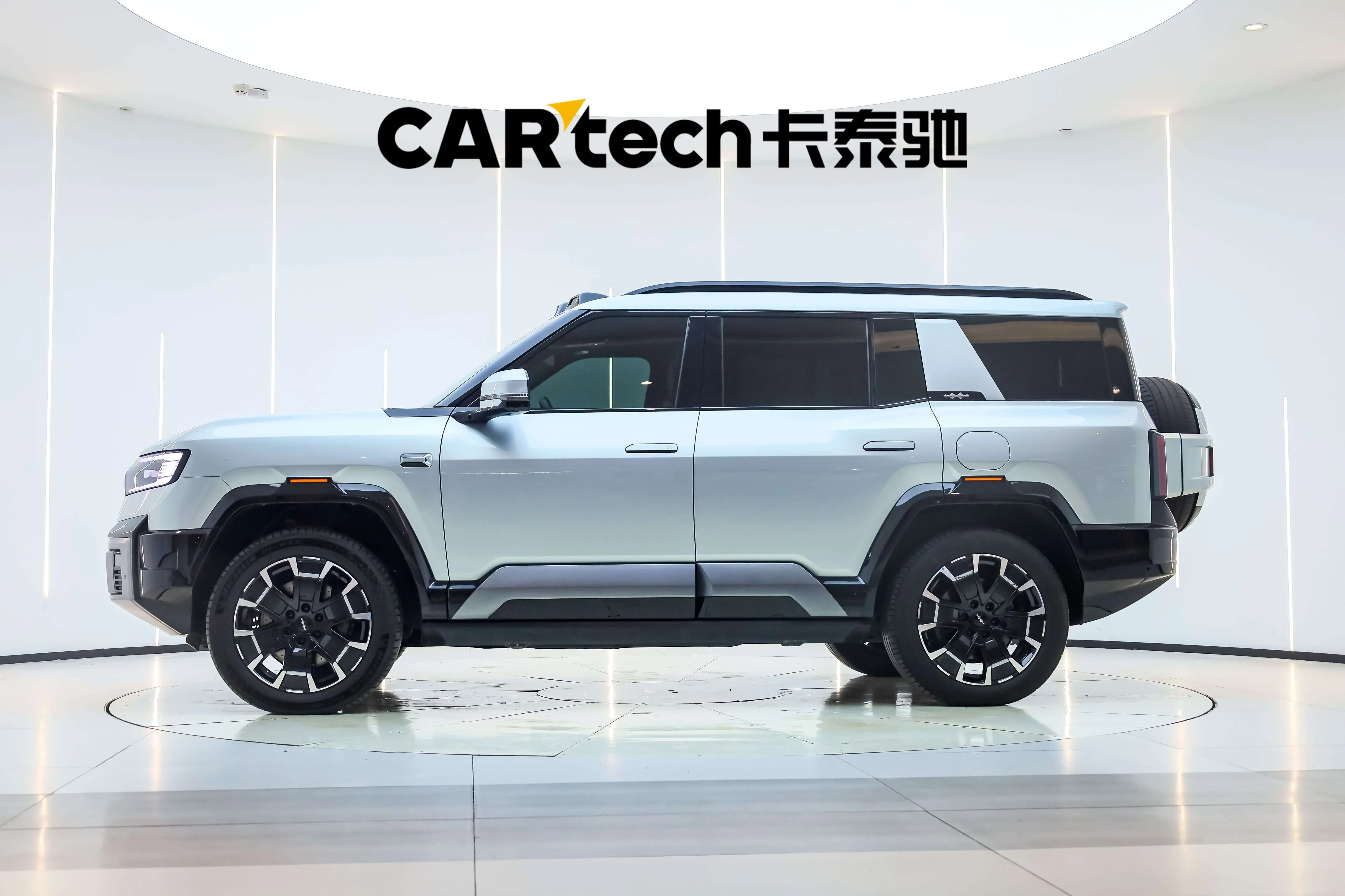 BYD Leopard Leopard 8