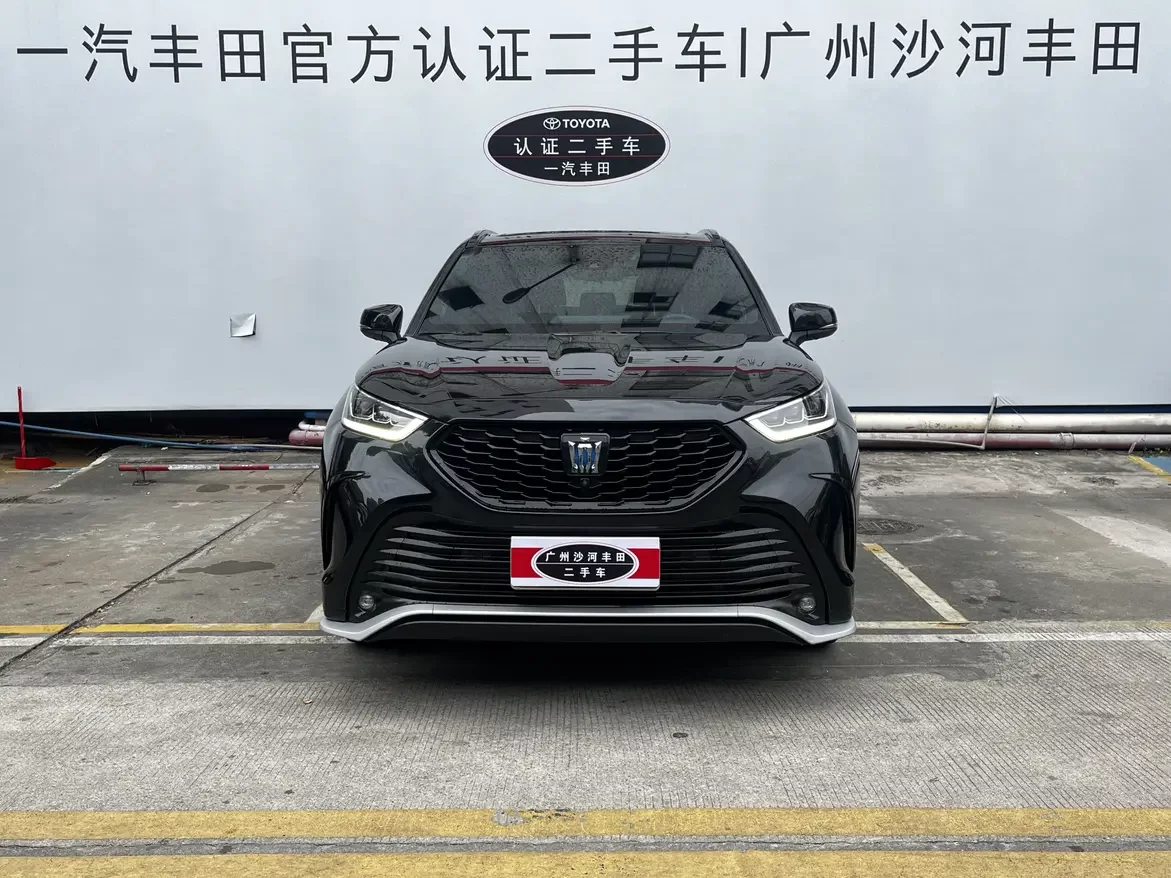 Toyota Crown Kluger