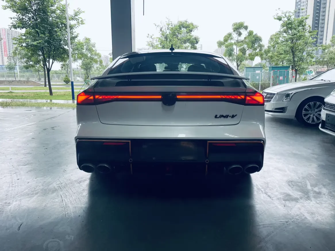 Changan UNI-V