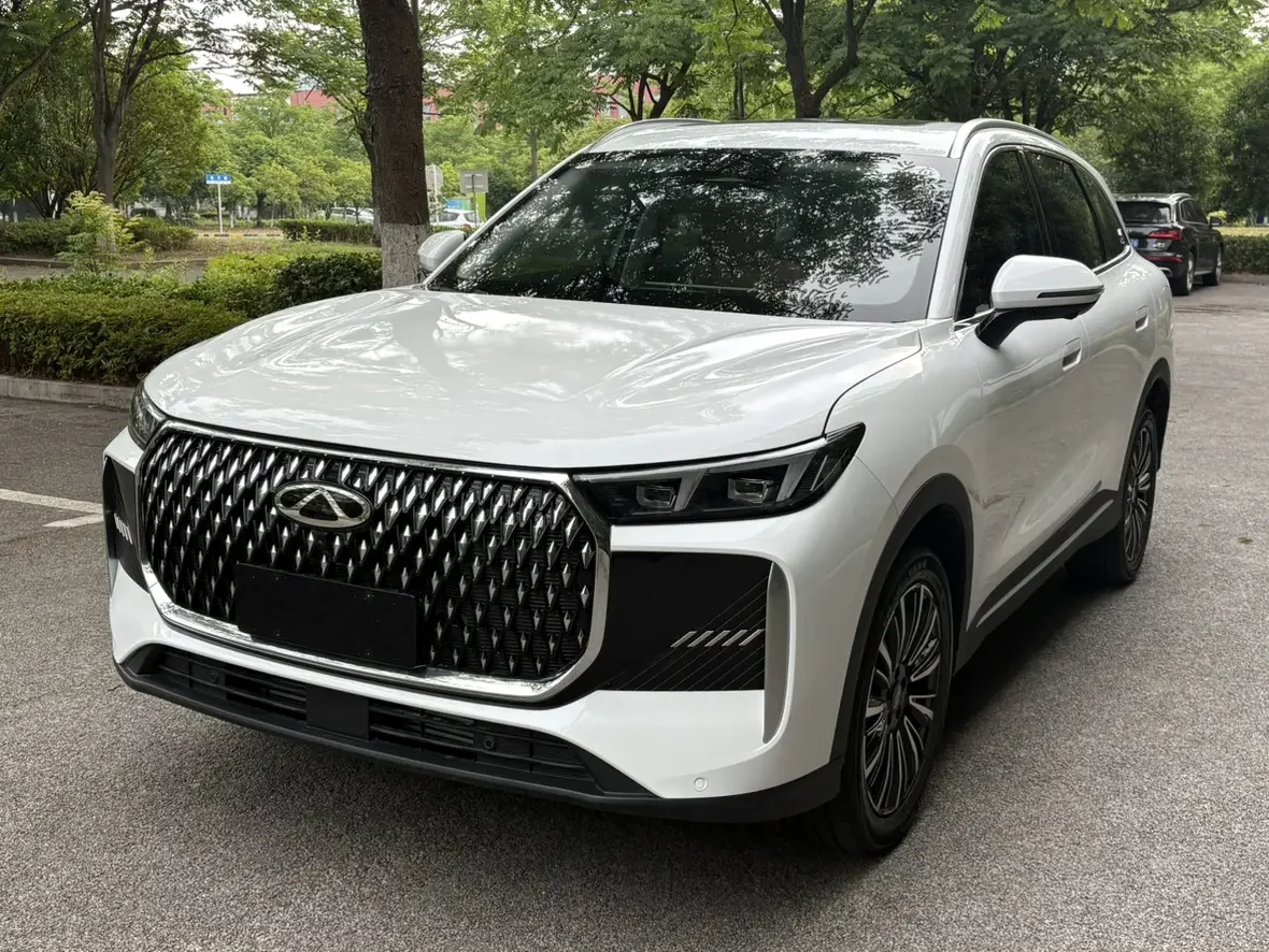 Chery Tiggo 8
