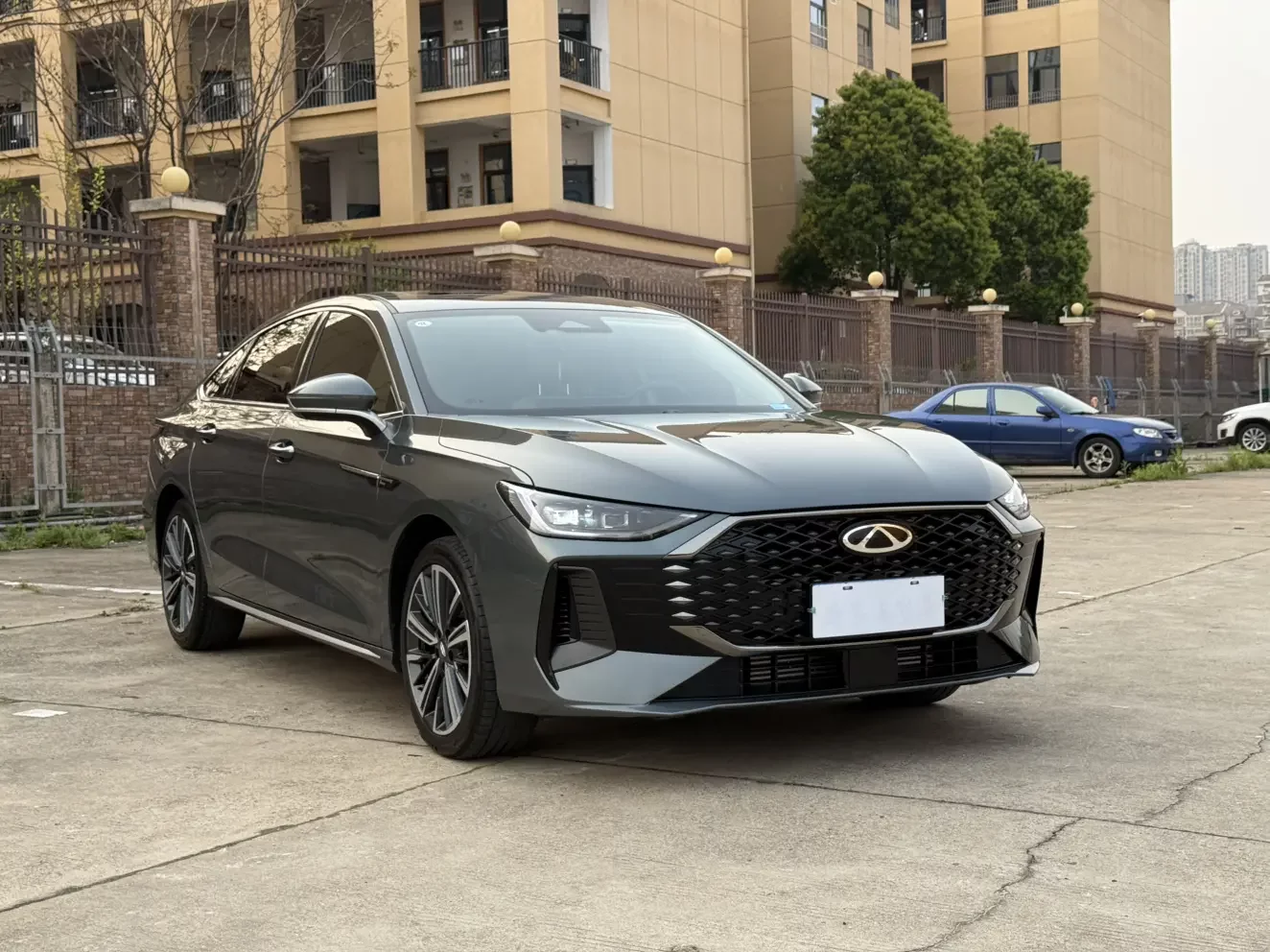 Chery Arrizo 8