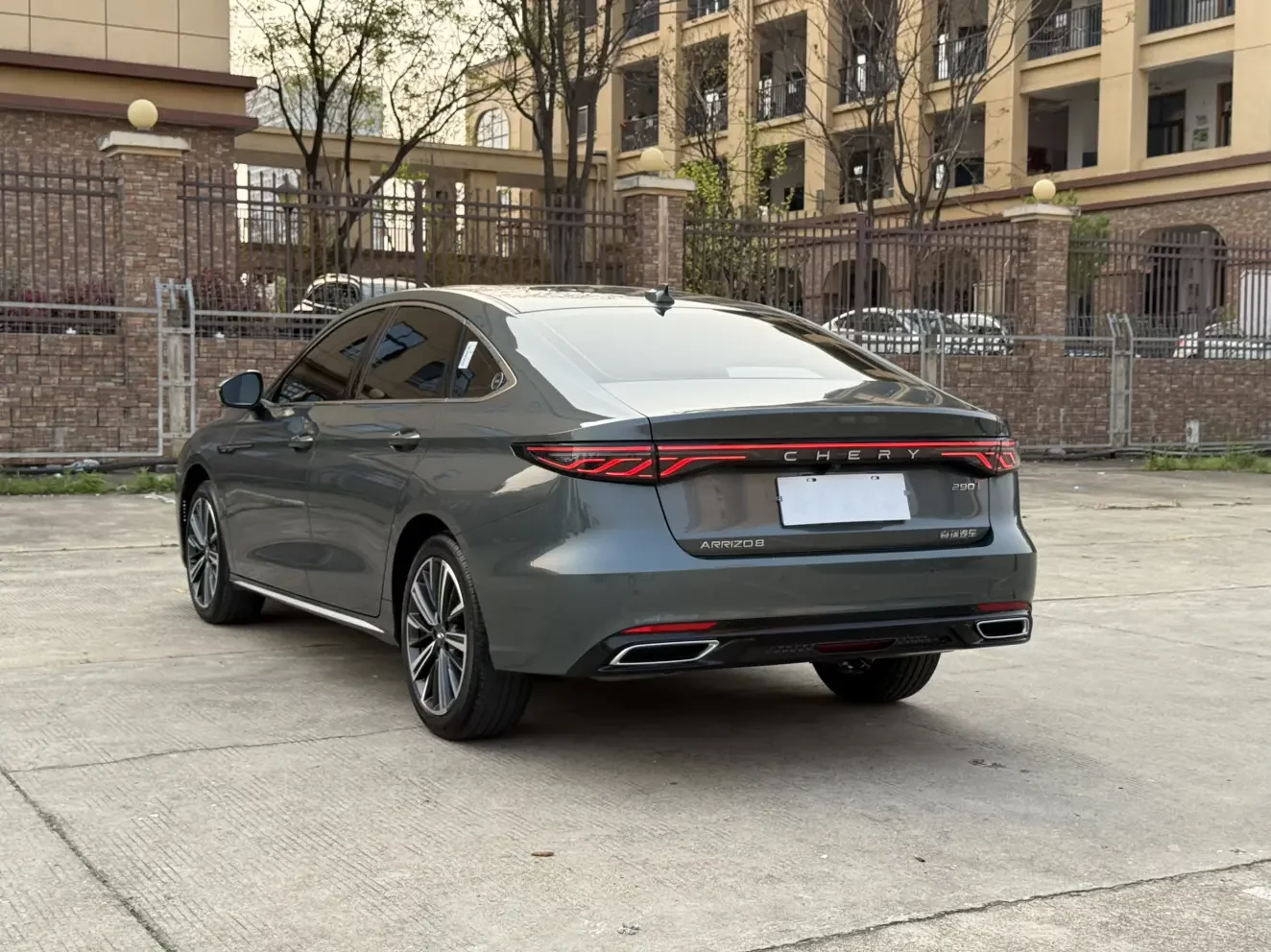 Chery Arrizo 8