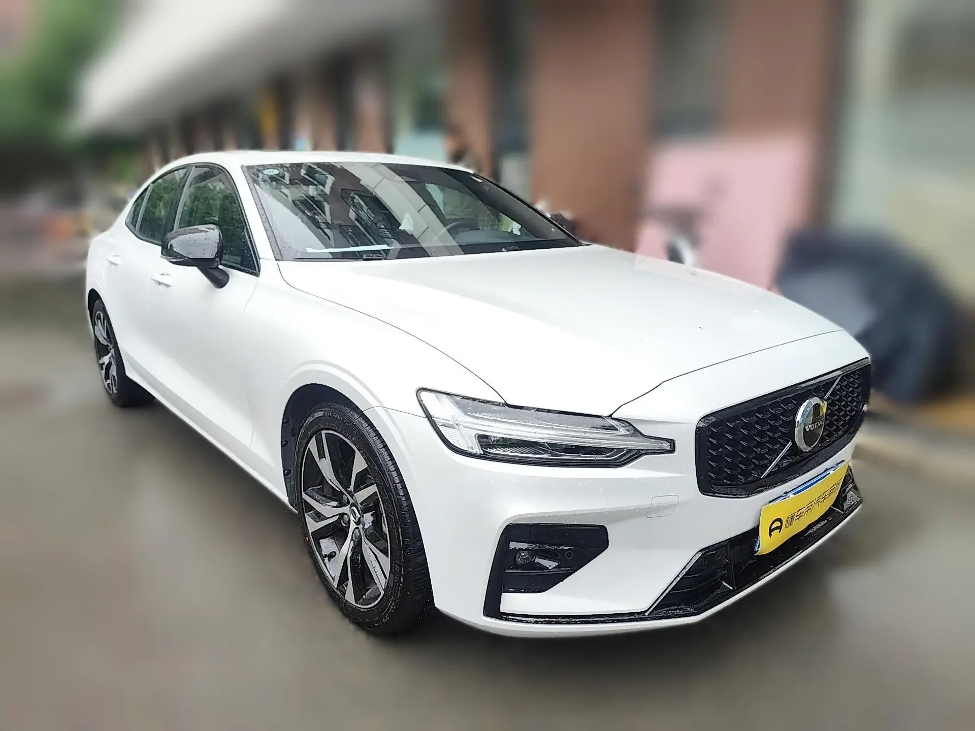 Volvo S60