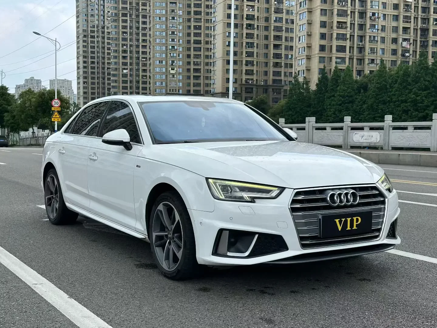 Audi A4L