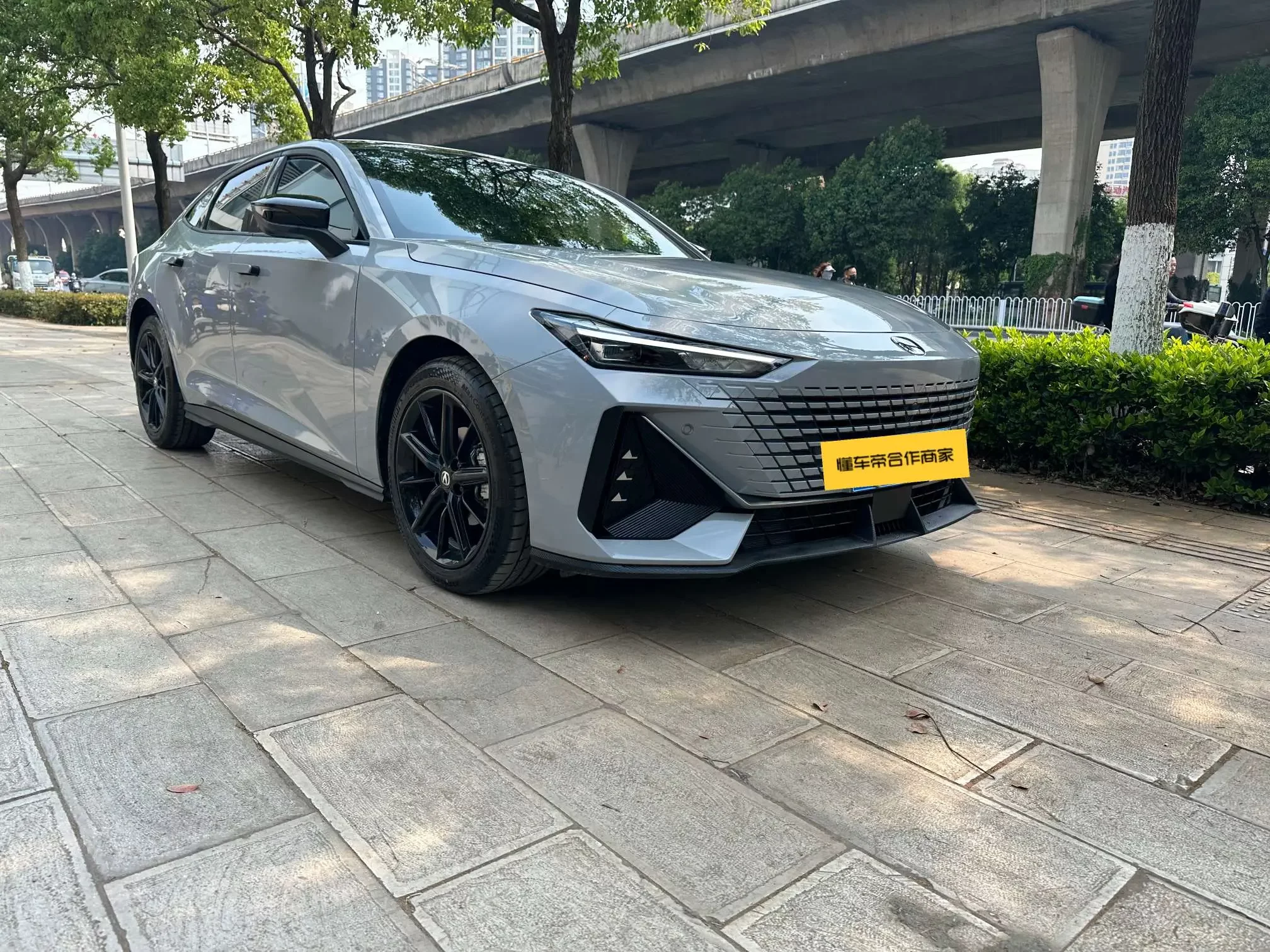 Changan UNI-V