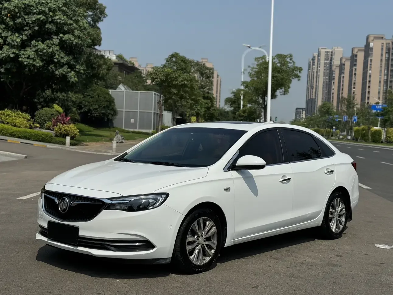Buick Yinglang