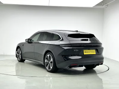 NIO ET5T