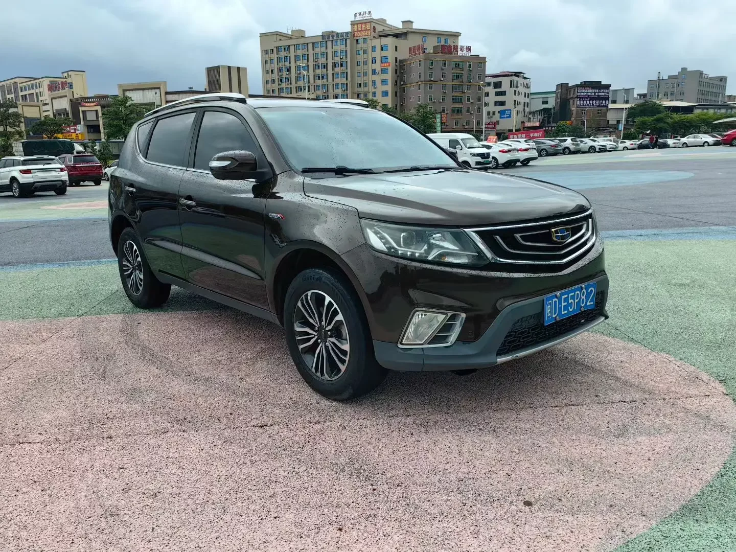 Geely Vision X6