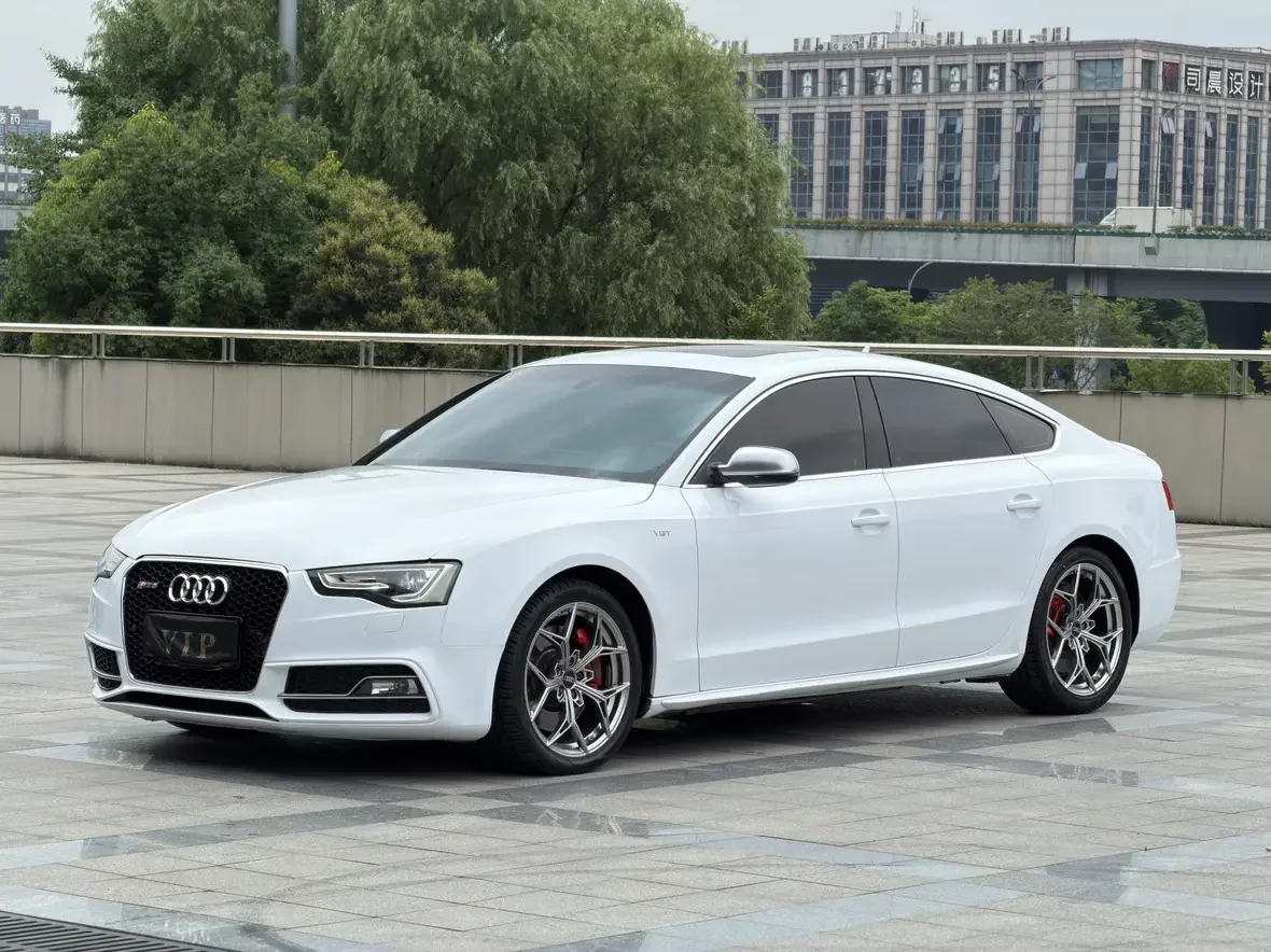 Audi S5