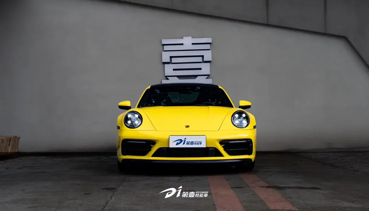 Porsche 911