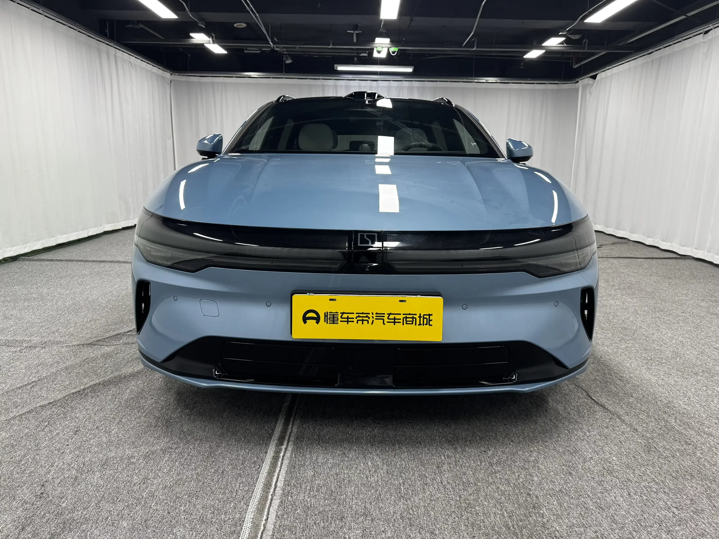 ZEEKR 007GT  из Китая