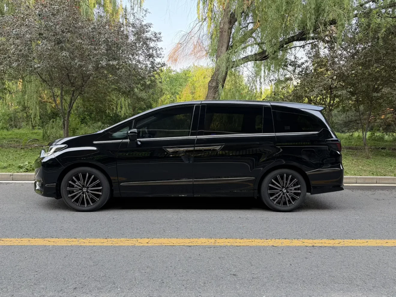 Honda Elysion