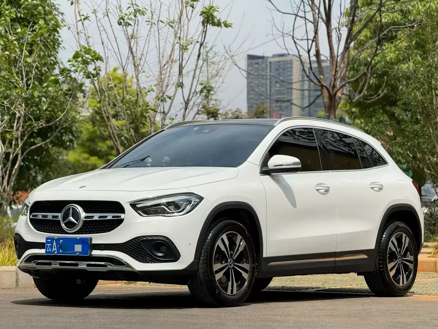 Mercedes-Benz GLA