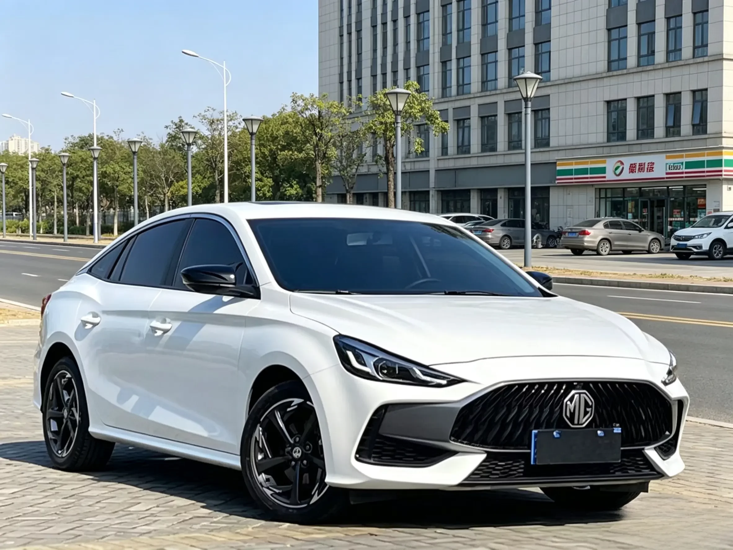MG 5