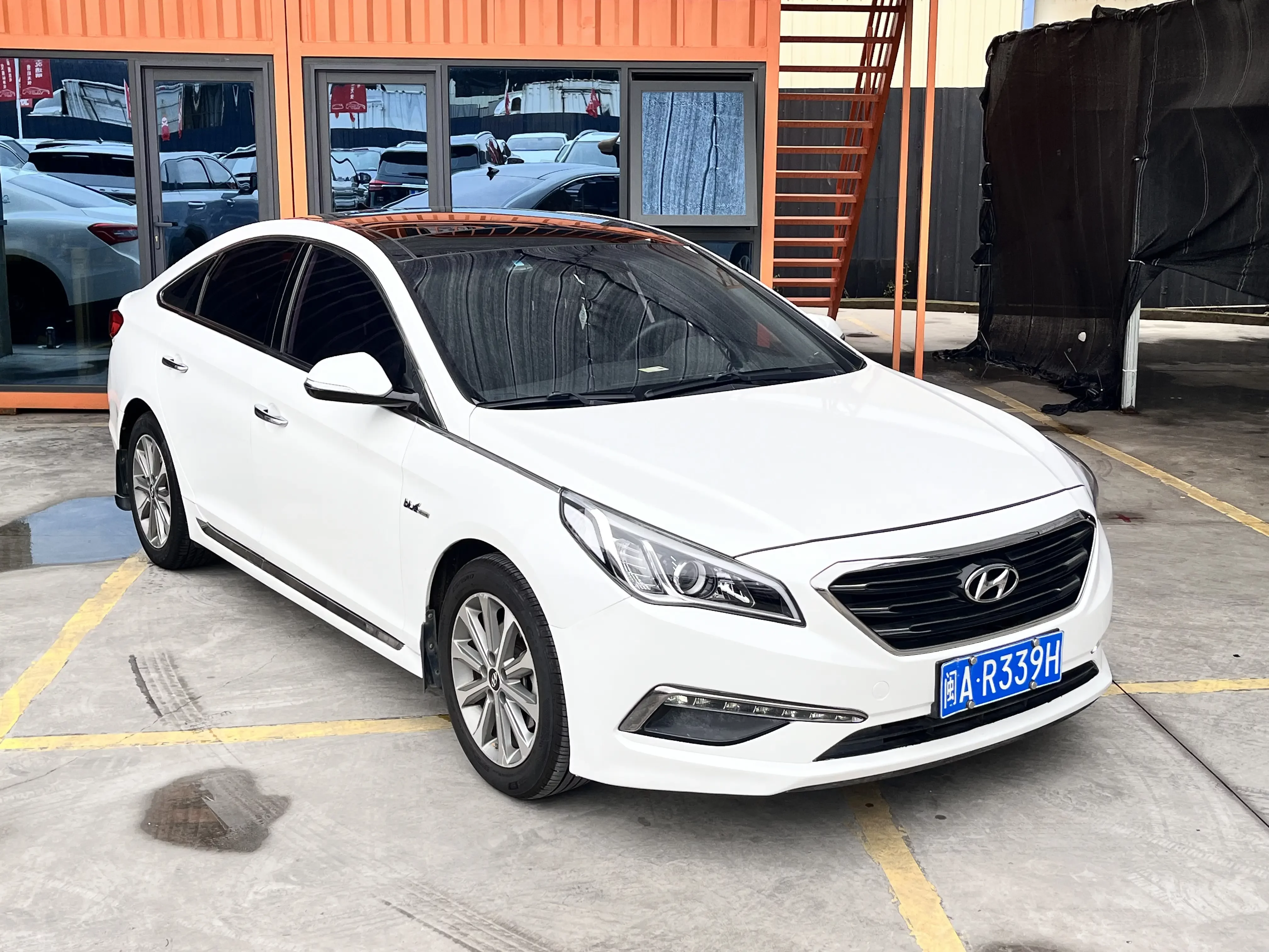 Hyundai sonata nine