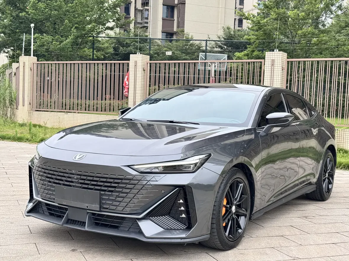 Changan UNI-V